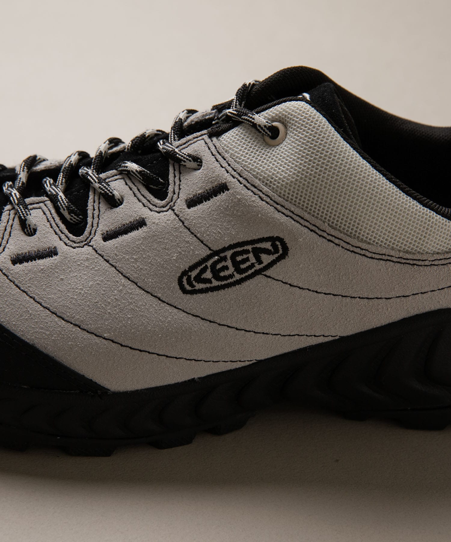 KEEN　JASPER NXIS RIDGE SLV/BLK 26