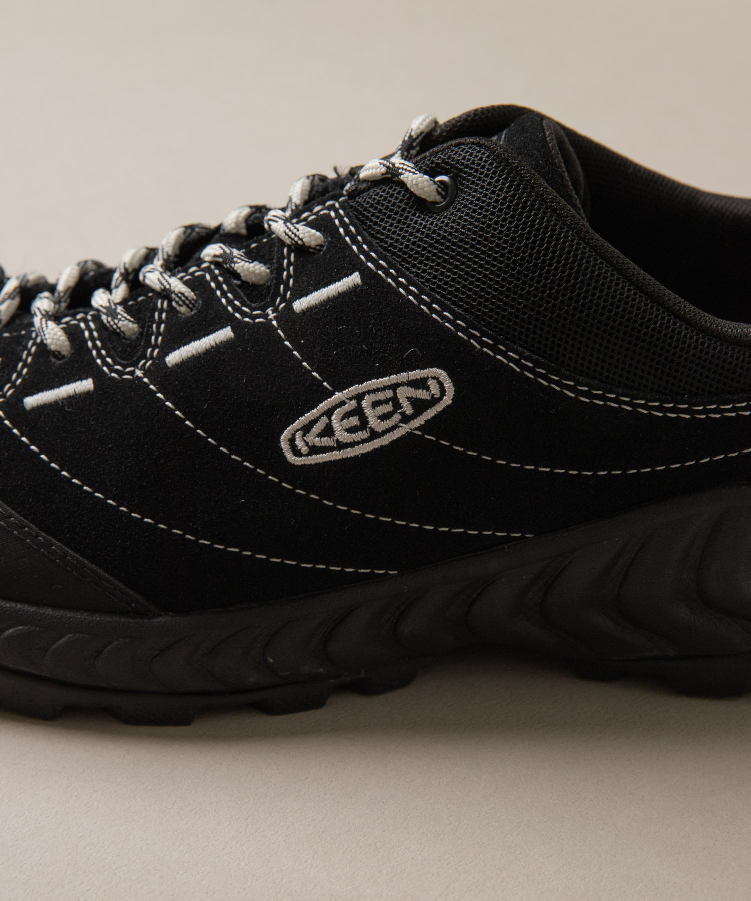 BLK/BIRCH
