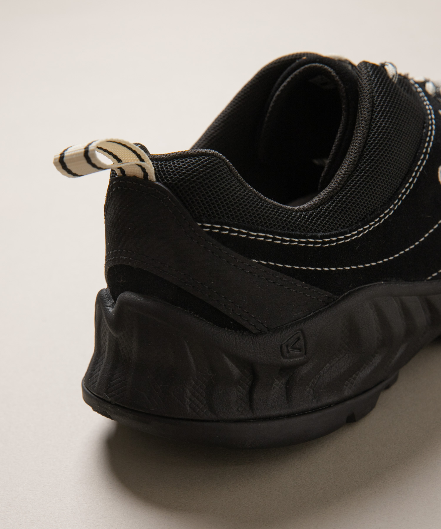 BLK/BIRCH