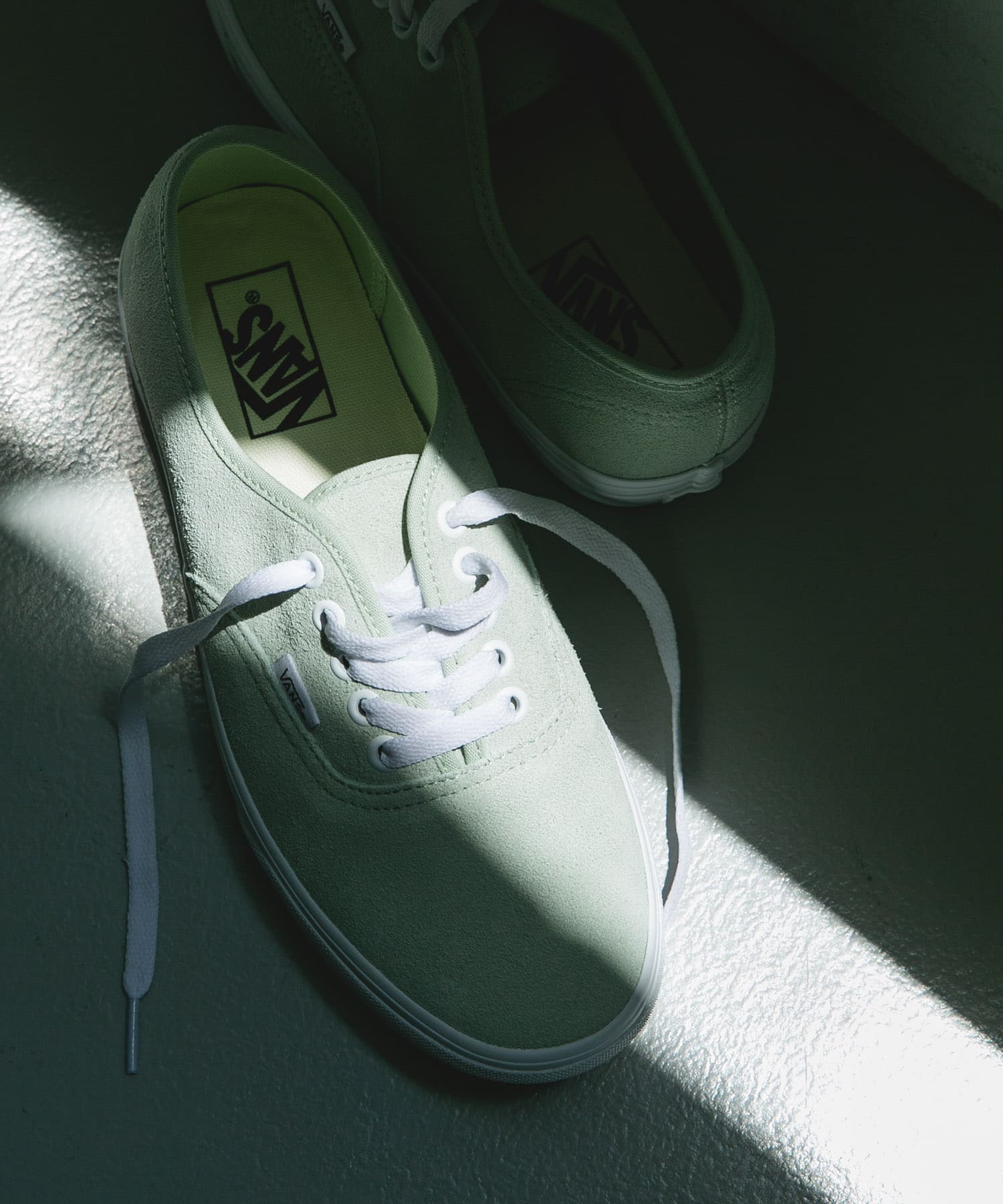 VANS　AUTHENTIC