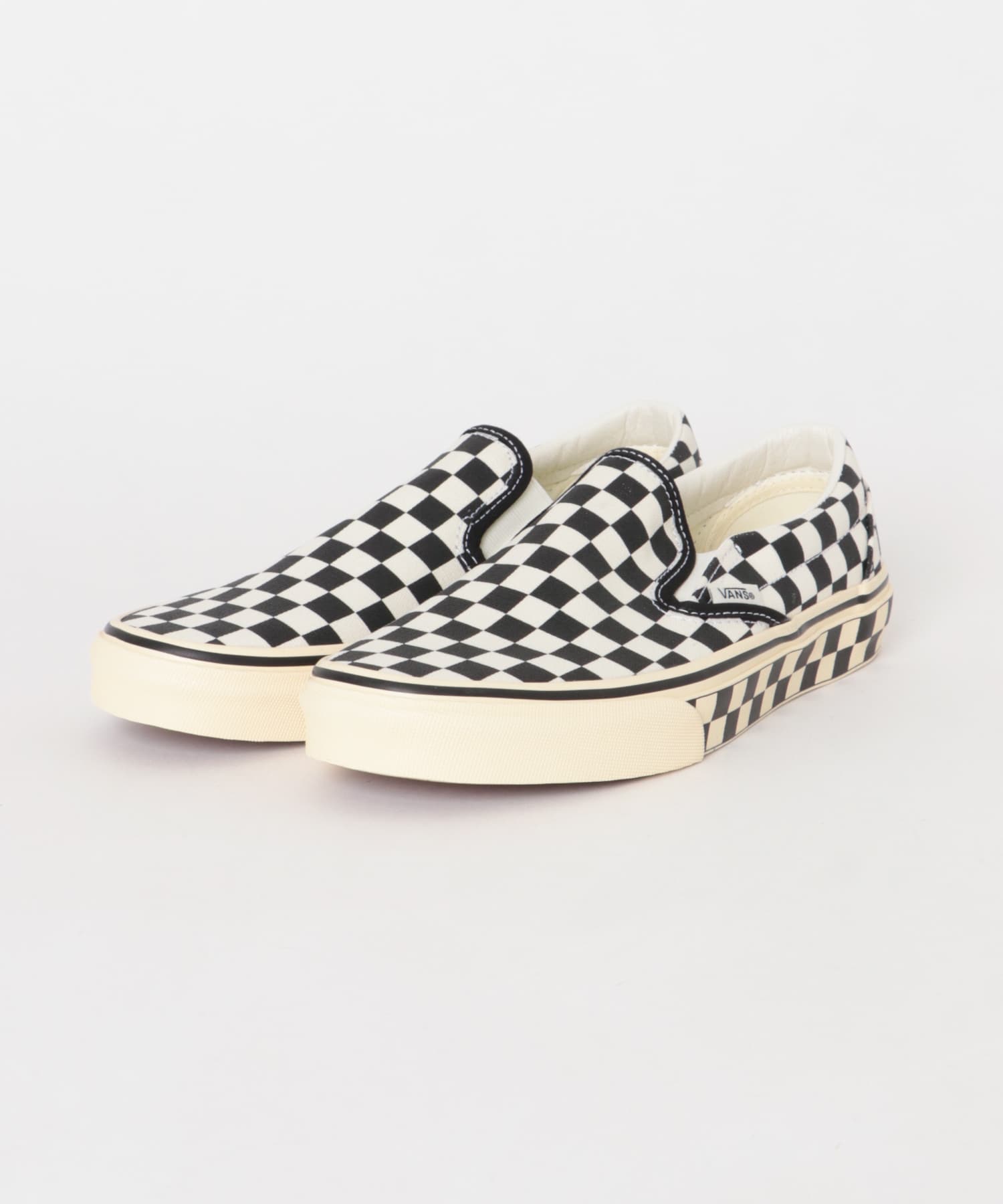バンズ VANS CLASSIC SLIP-ON 27,5cm STUD VANS CLASSIC SLIP-ON(26 BLK/WHT): シューズ｜URBAN RESEARCH公式