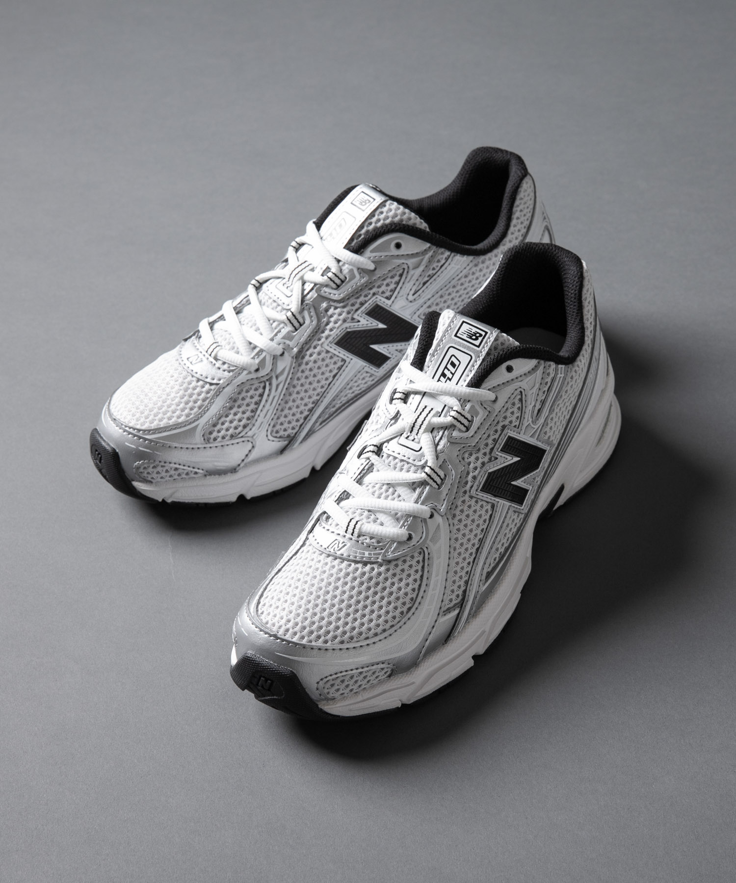 NEW BALANCE　740