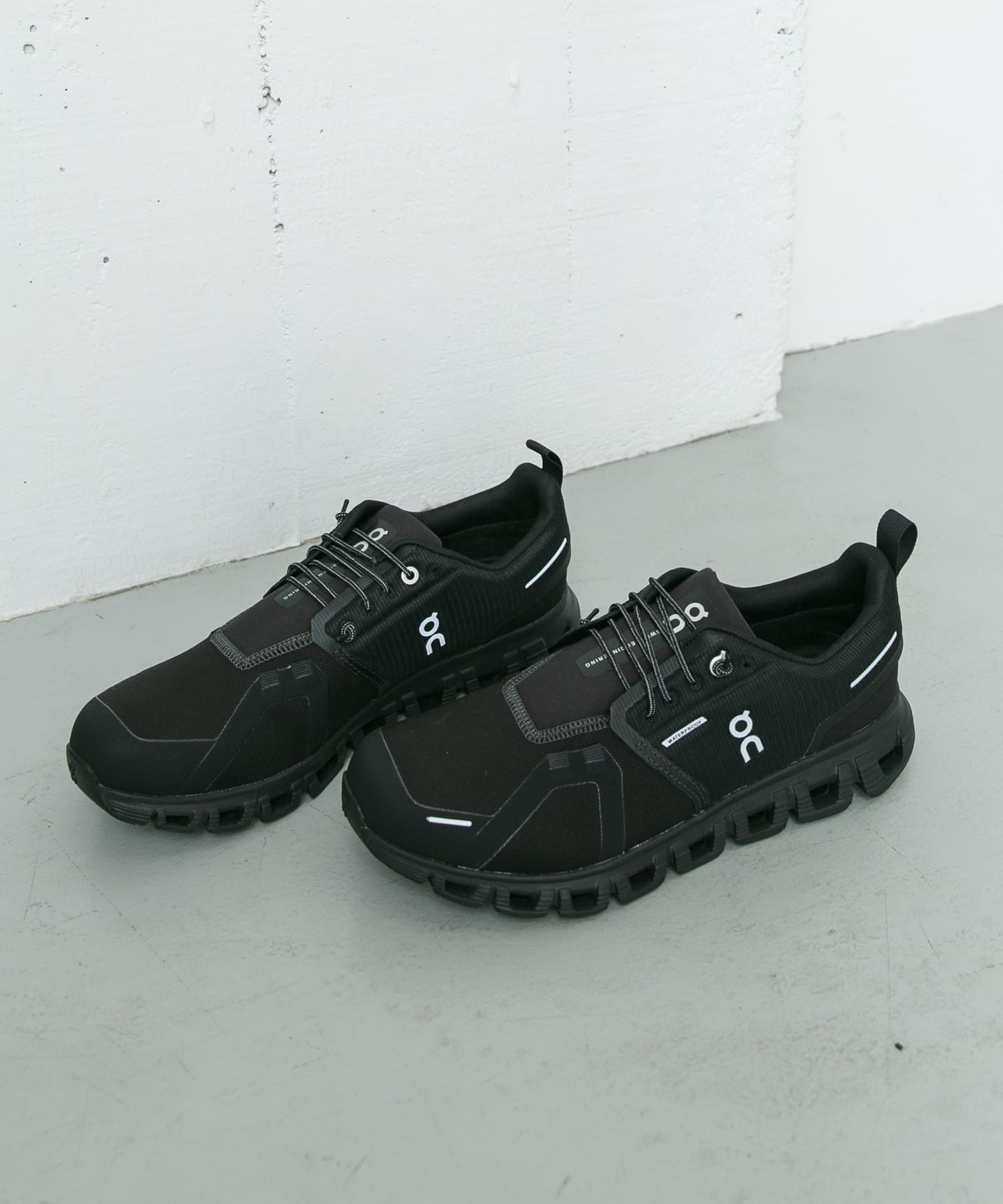On CLOUD 6 WP(26 BLK/BLK): シューズ｜URBAN RESEARCH公式