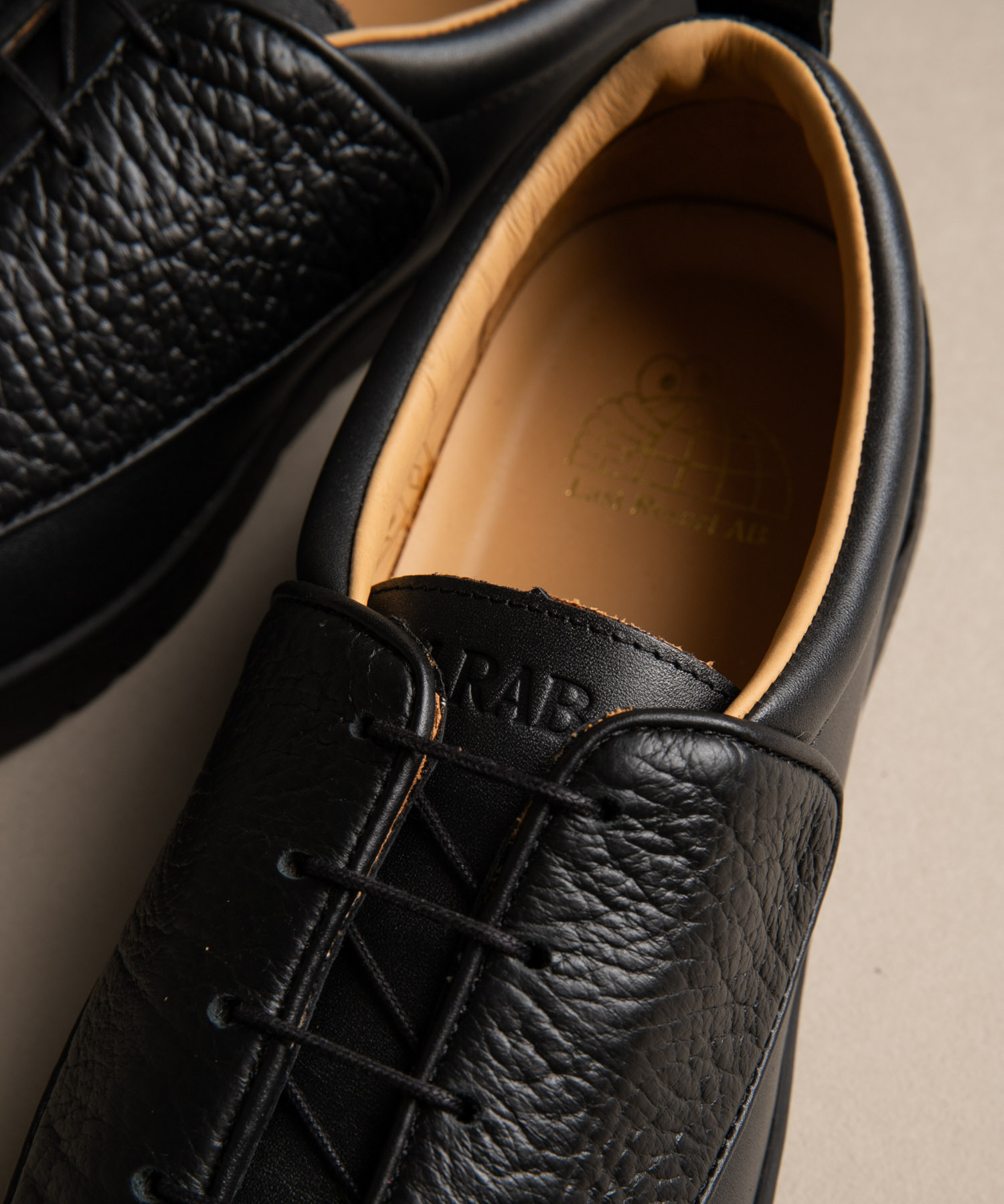BLK/BLK