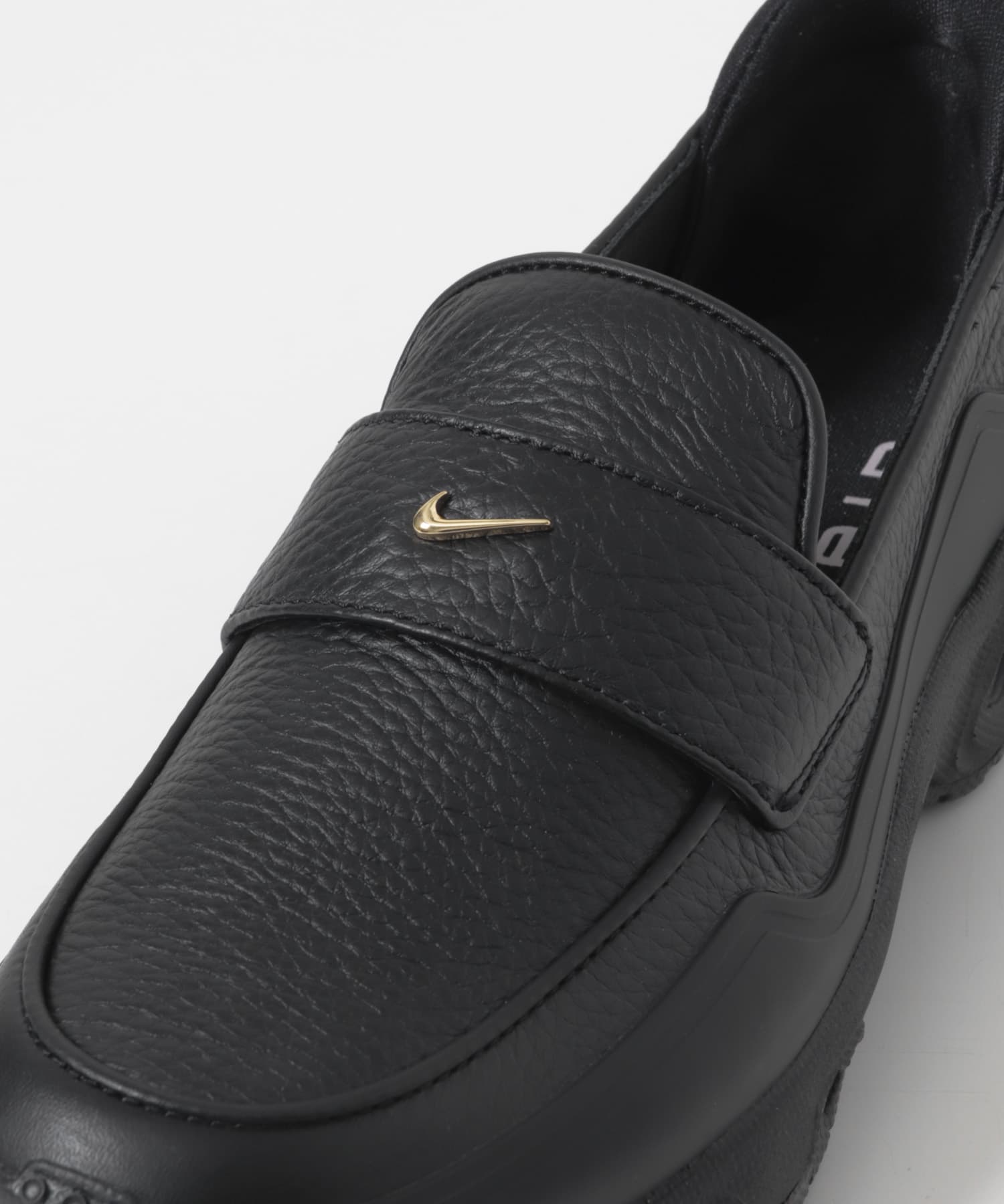NIKE　エアマックス フェノメナ BLACK 23.5