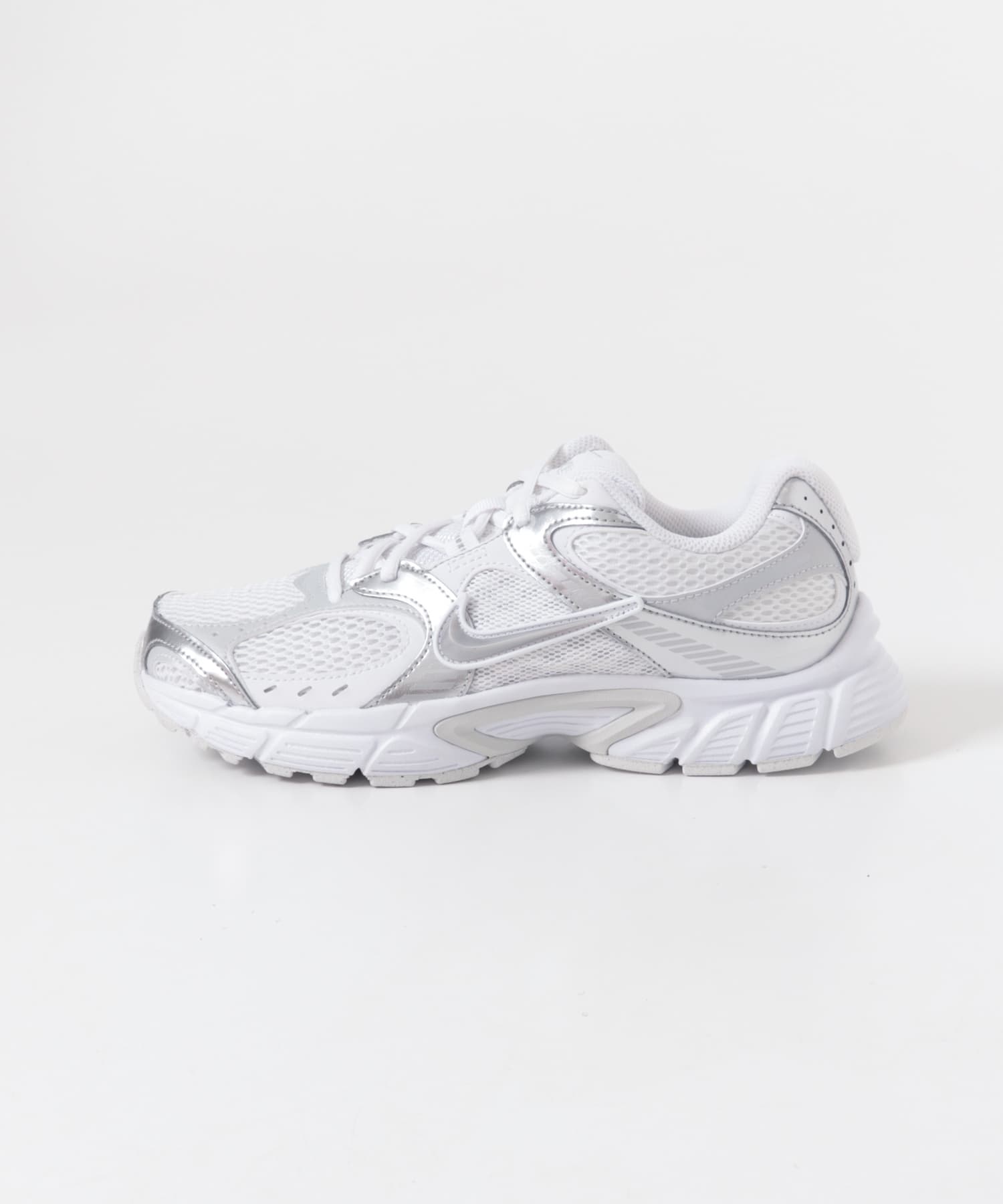 NIKE　ウィメンズ V5 RNR