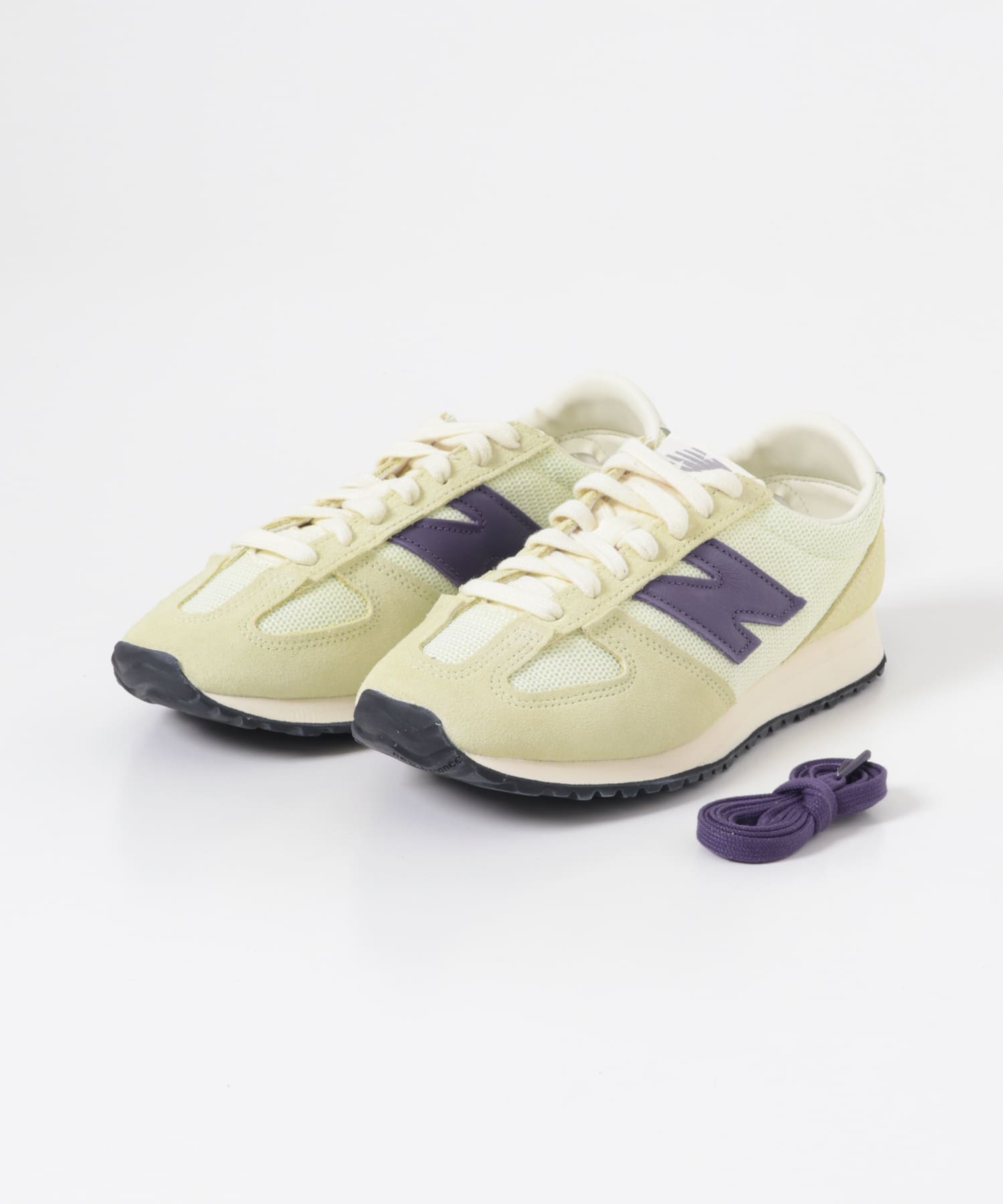 NEW BALANCE　U4713 YELLOW 23.5