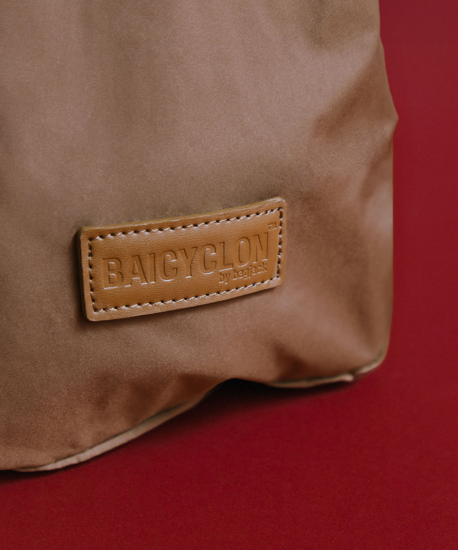 BAICYCLON　EXCLUSIVE SHOLDER BAG BROWN Free