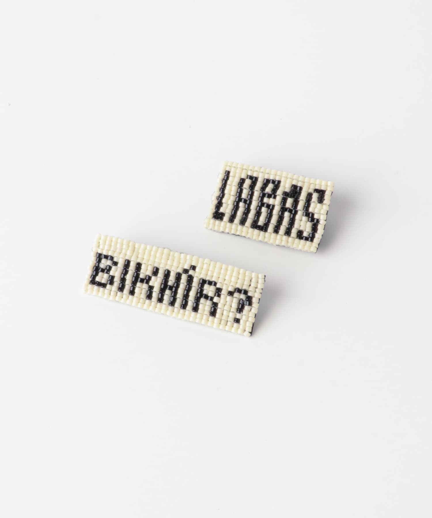 LY　SALAM BROOCH