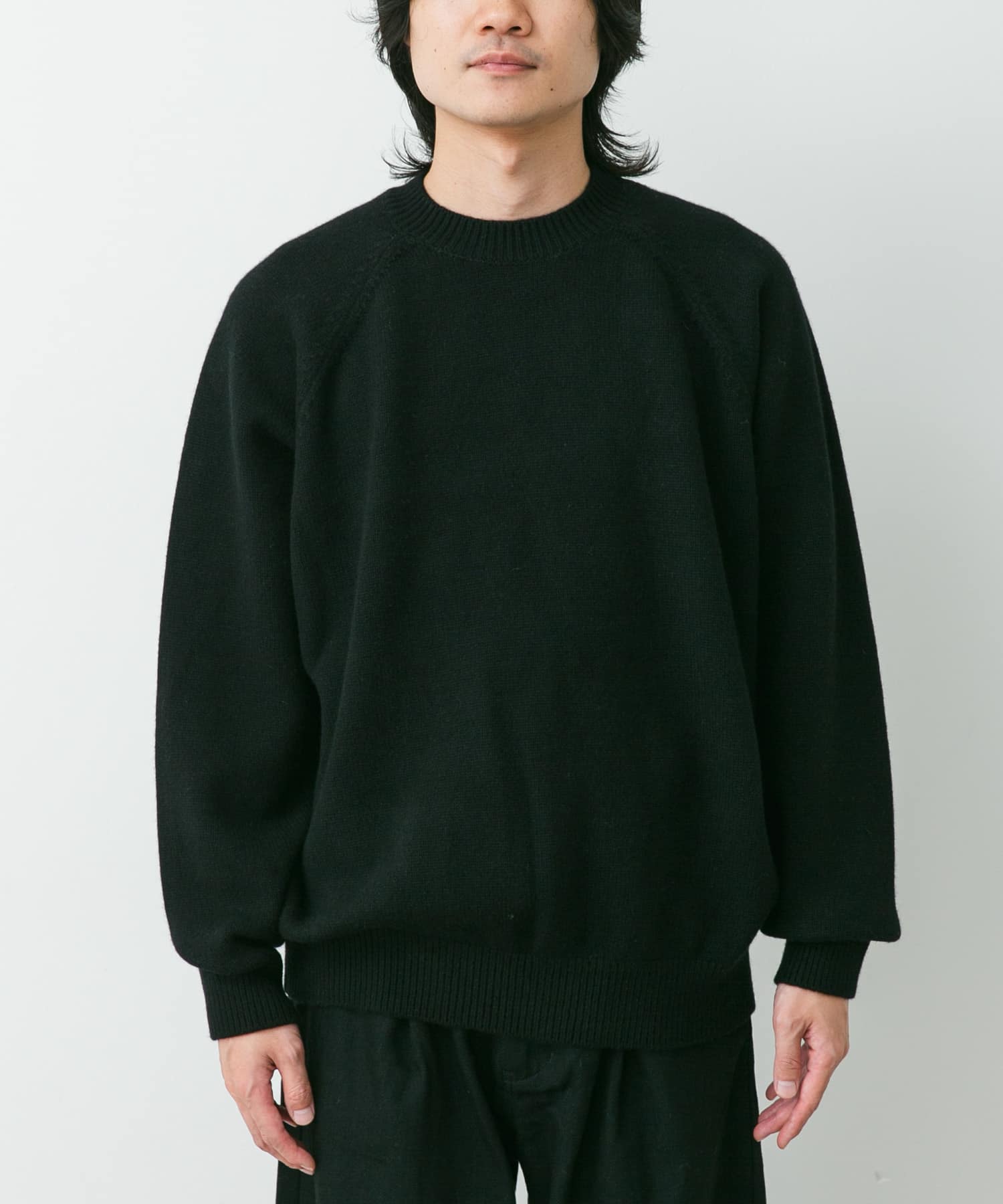 YOKO SAKAMOTO RAGLAN CREW NECK KNIT(M BLACK): トップス｜URBAN