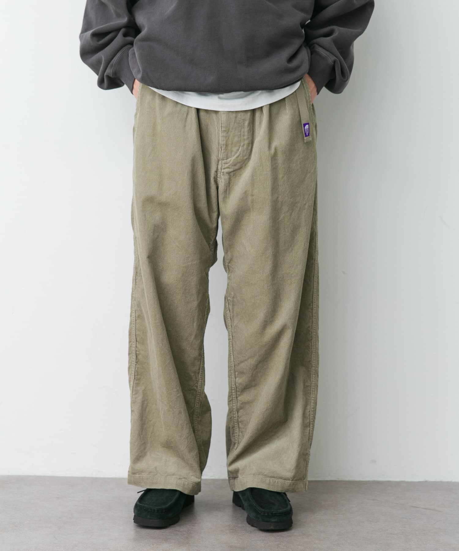 身長：170cm サイズ：32