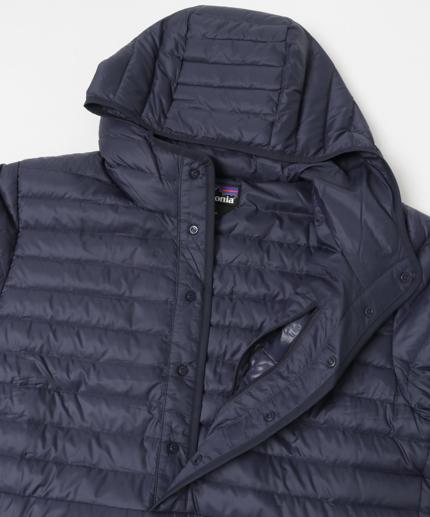 patagonia　LW DOWN SWEATER PULLOVER NENA S