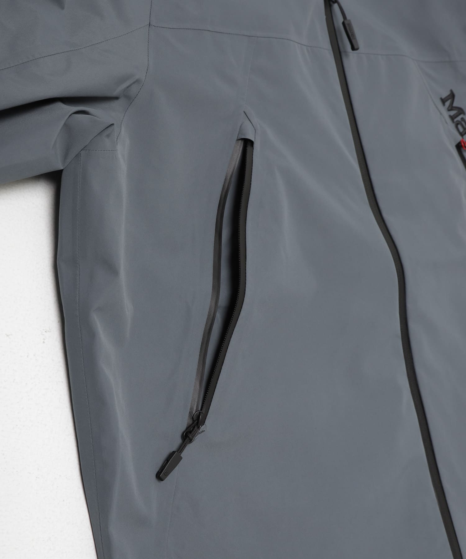 Marmot　GTX FREY JACKET IRON GRAY M