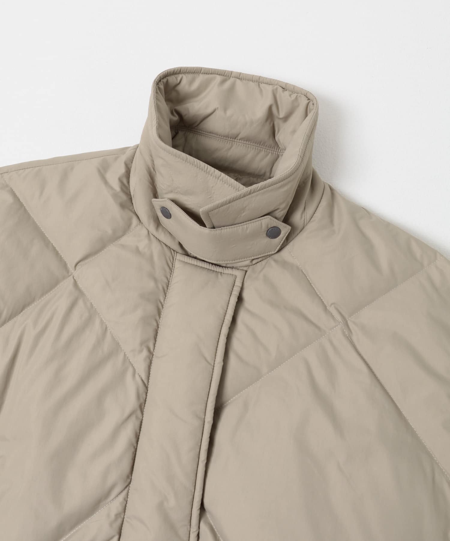 L.BEIGE