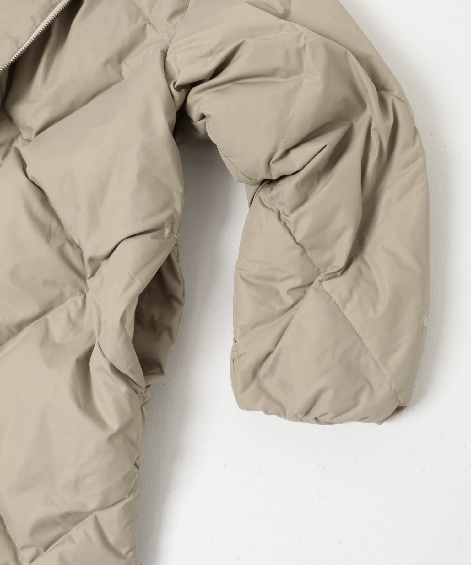 L.BEIGE