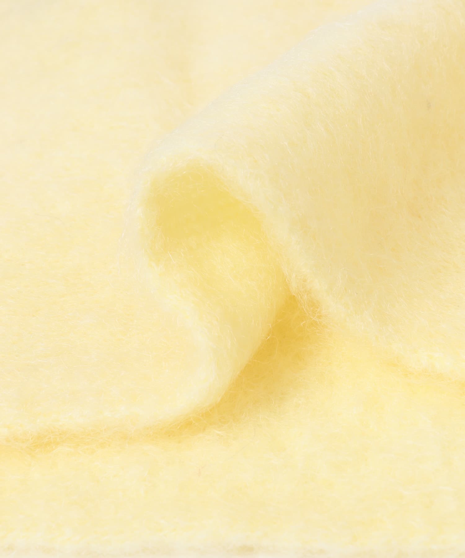 YELOW