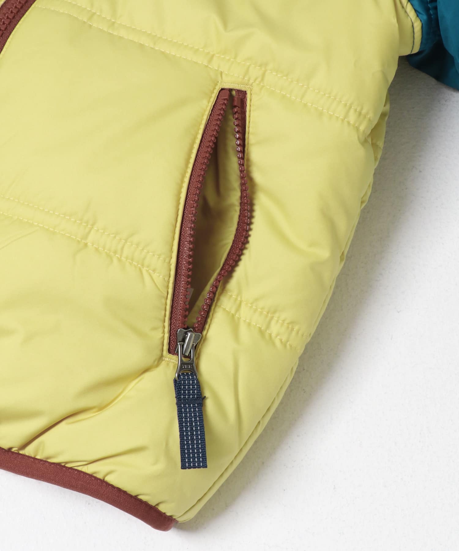 patagonia　BABYTRIBBLESHOODY(KIDS) LMST 3T
