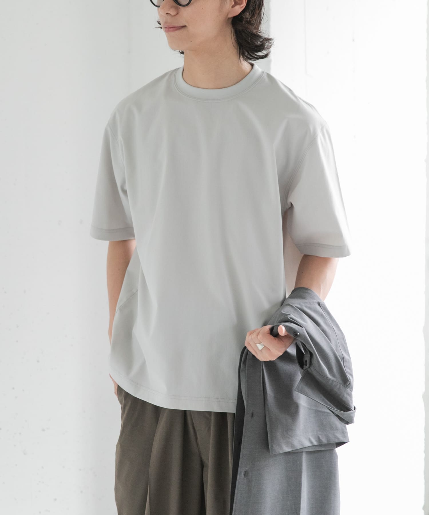 LIGHT GRAY