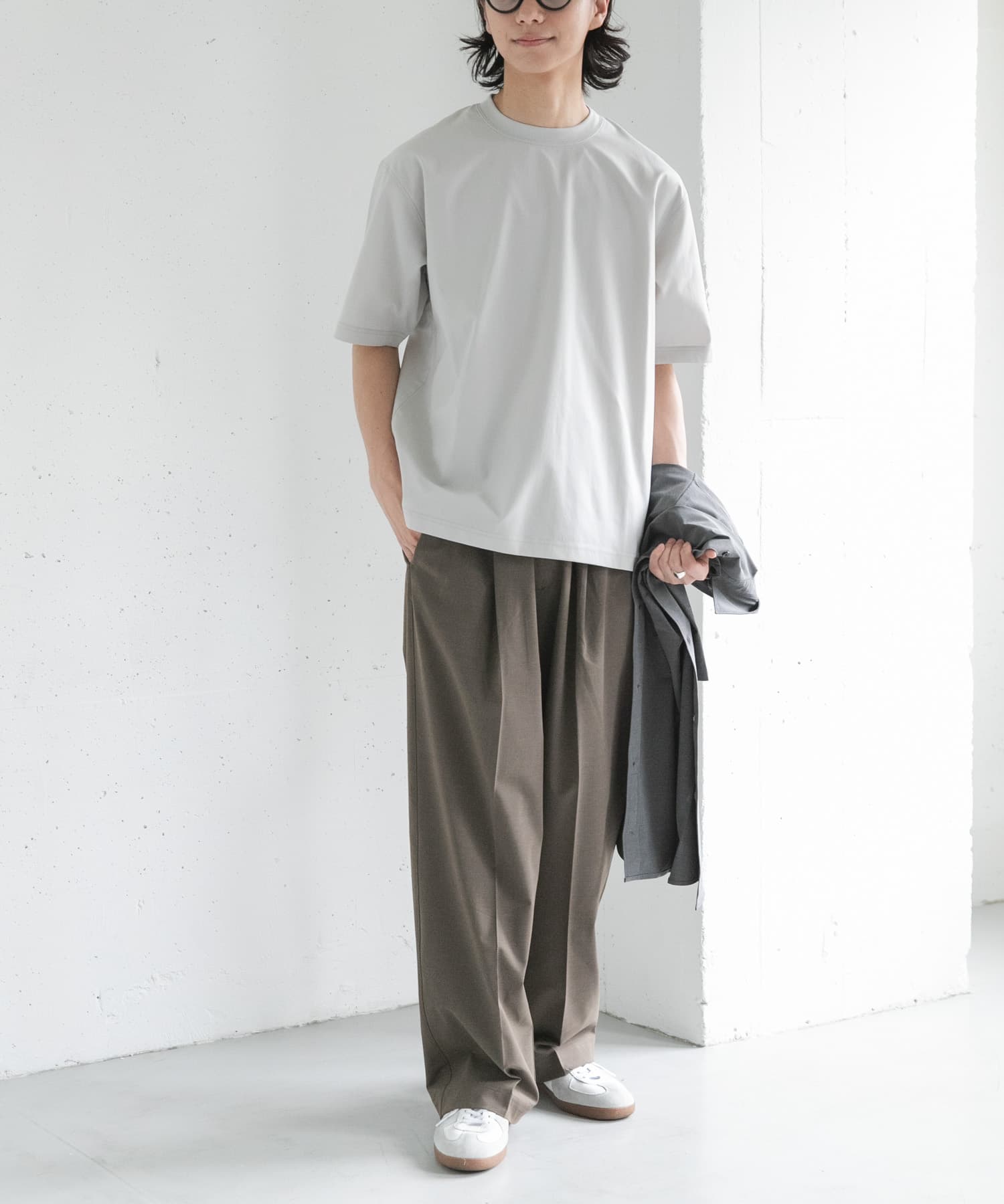 LIGHT GRAY