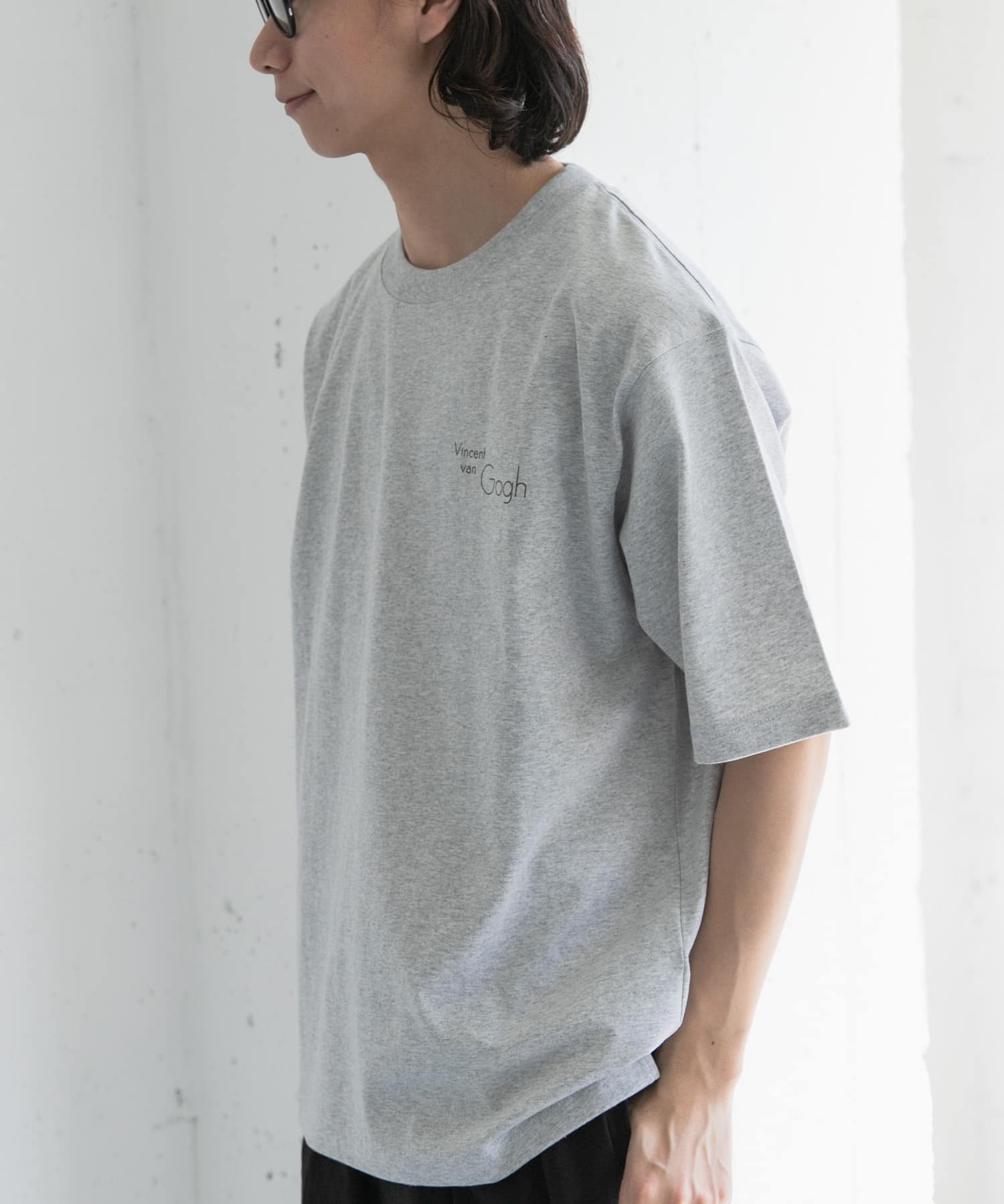 TOP GRAY