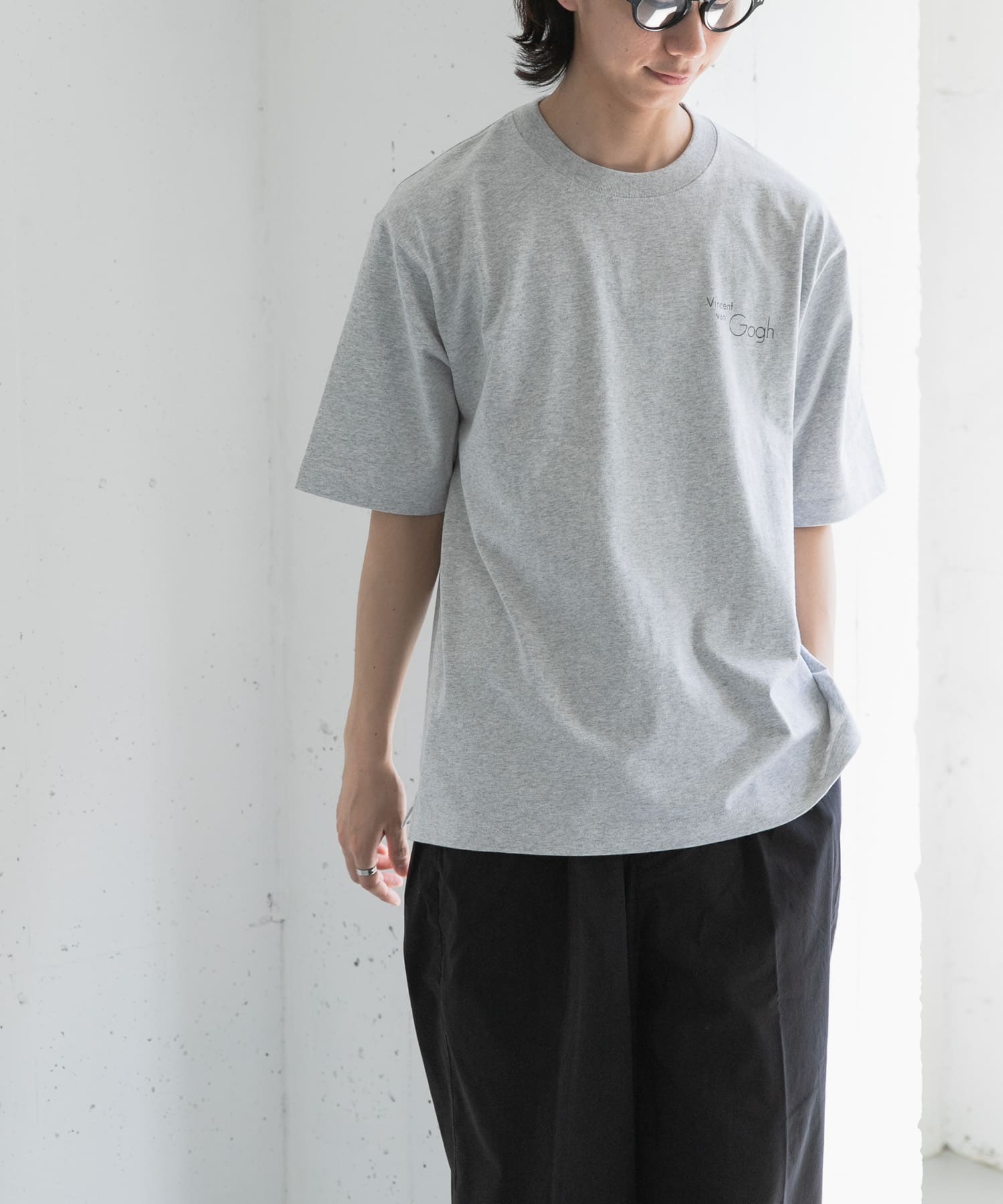 TOP GRAY