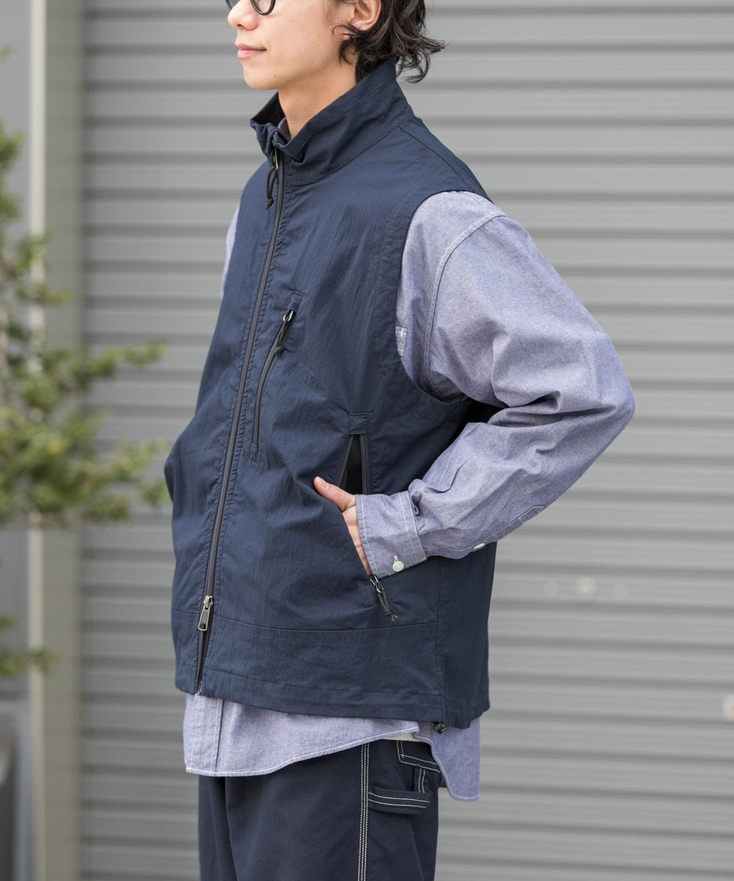 DARK NAVY