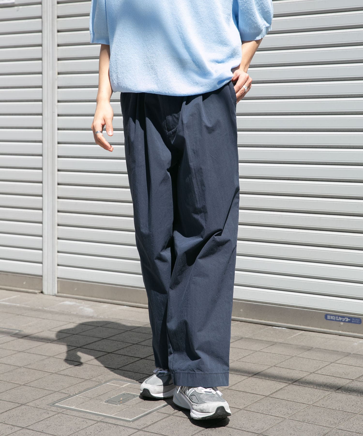 DARK NAVY