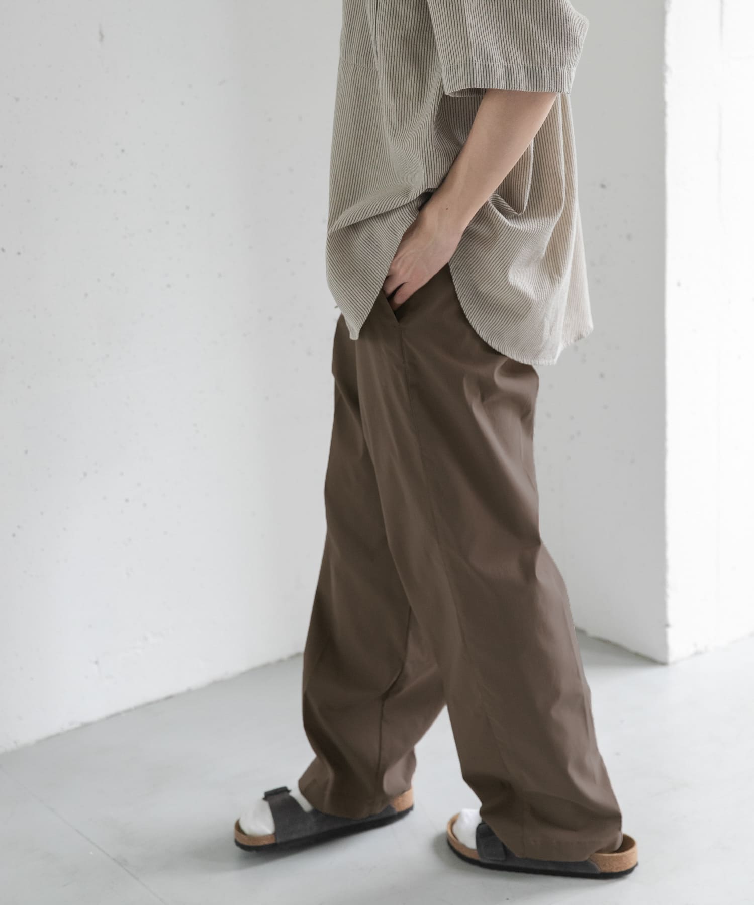 DARKBROWN