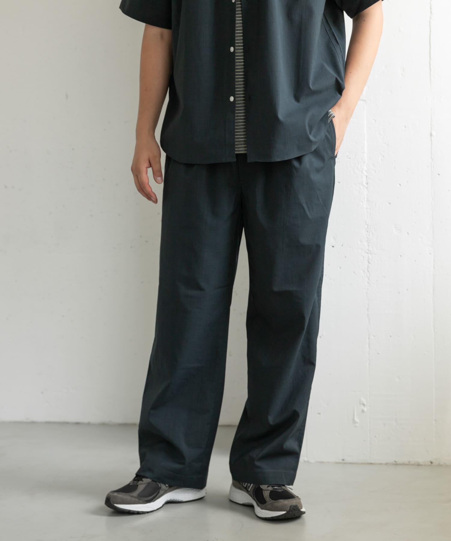 2割引【ジーフォア】メンズ パンツ 82cm 黒 073214400-05 G/FORE G