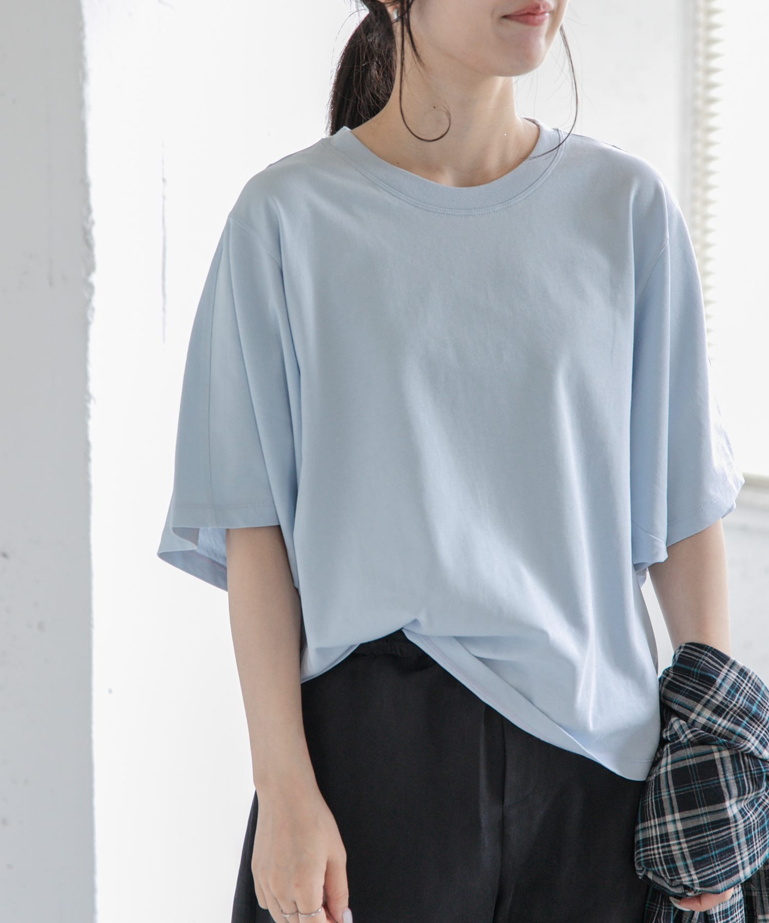 LIGHTBLUE