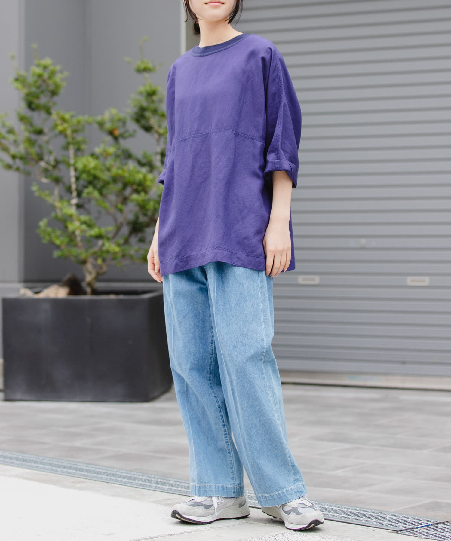 DARK BLUE