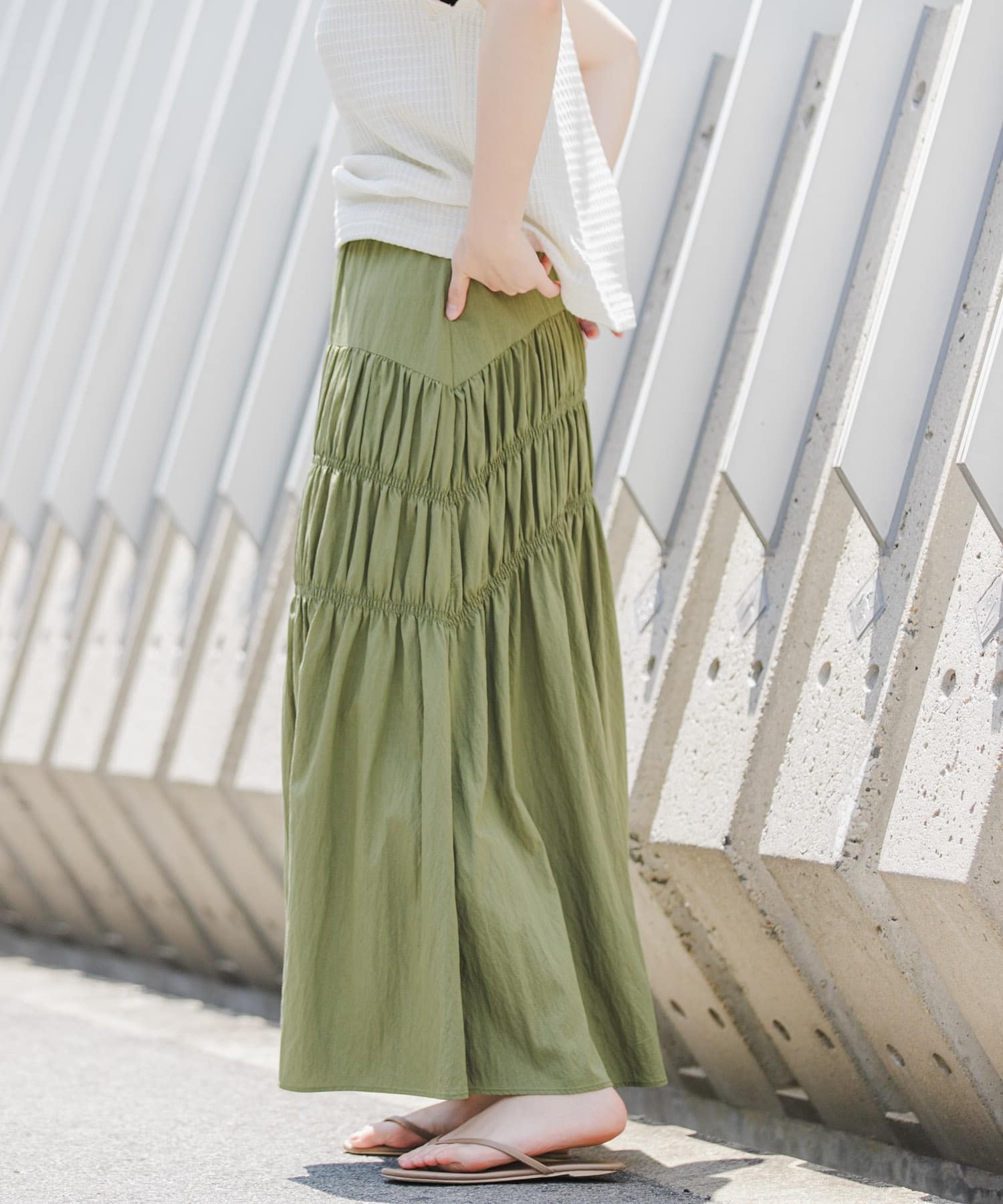 LIGHTKHAKI