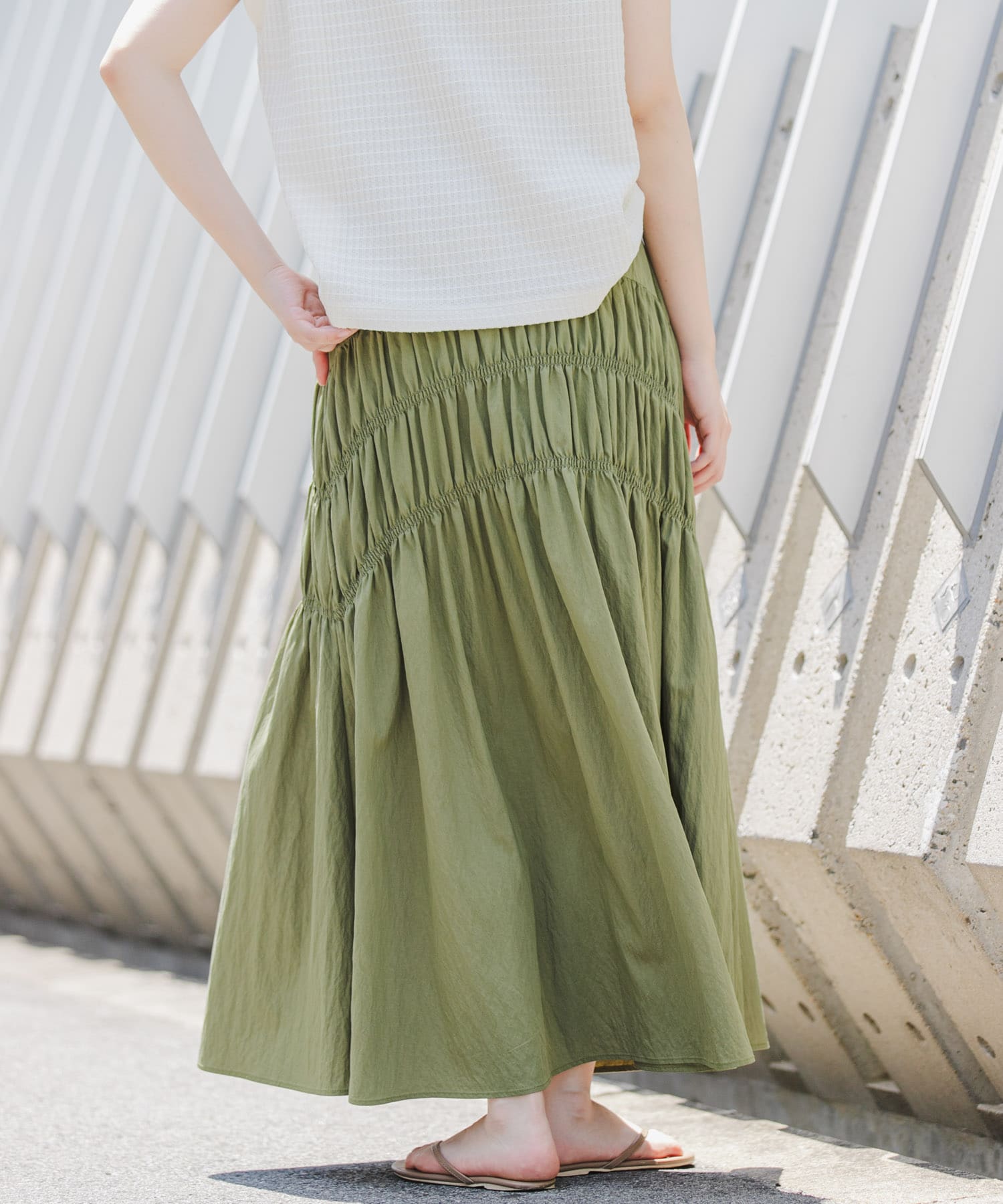 LIGHTKHAKI