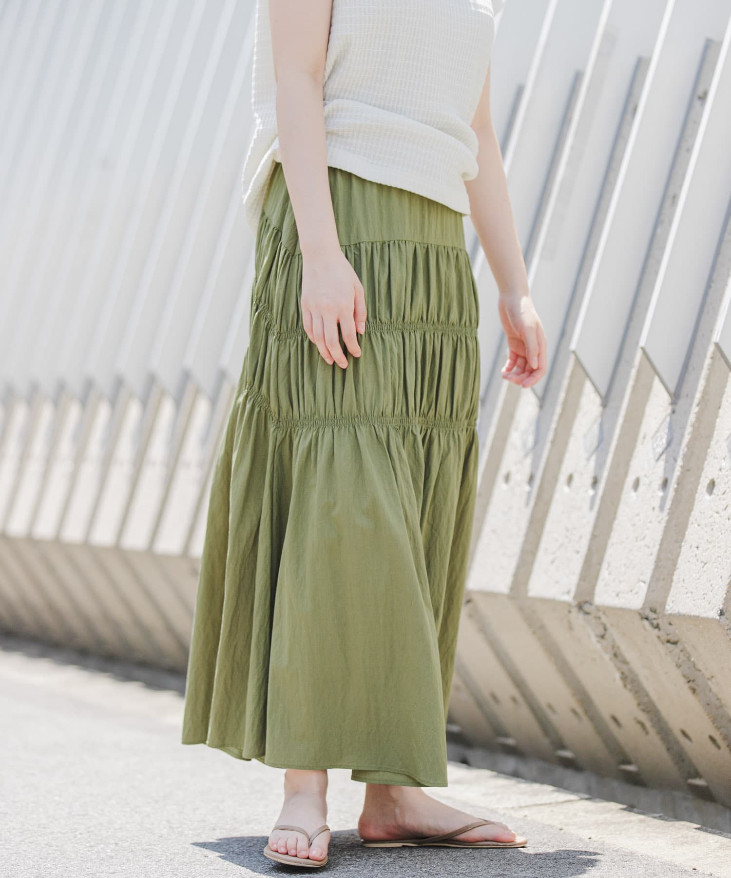 LIGHTKHAKI