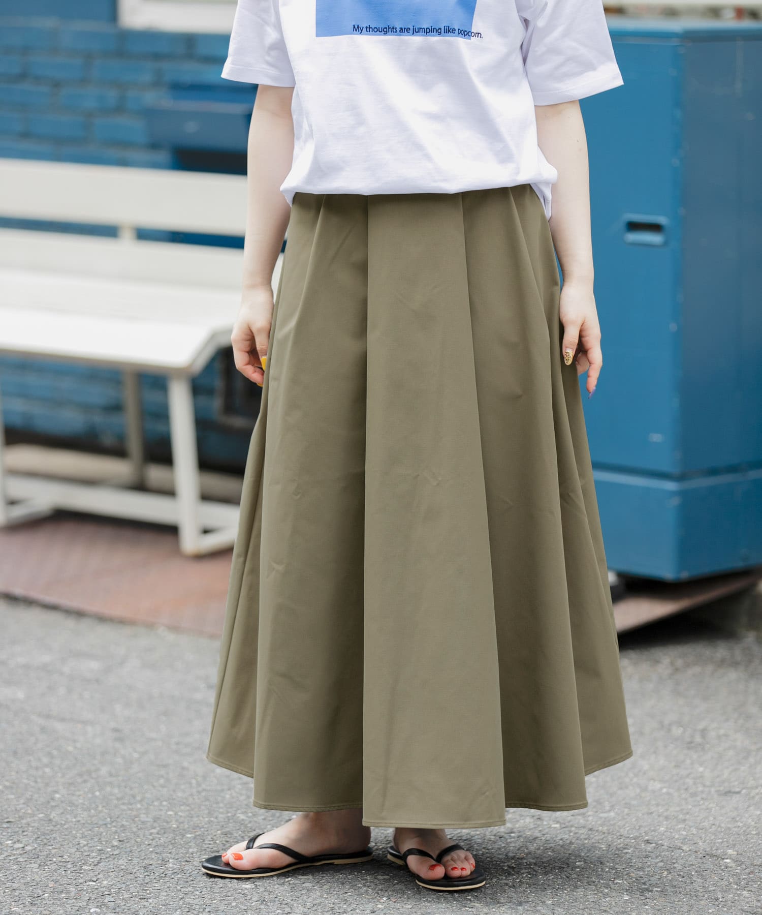 KHAKI