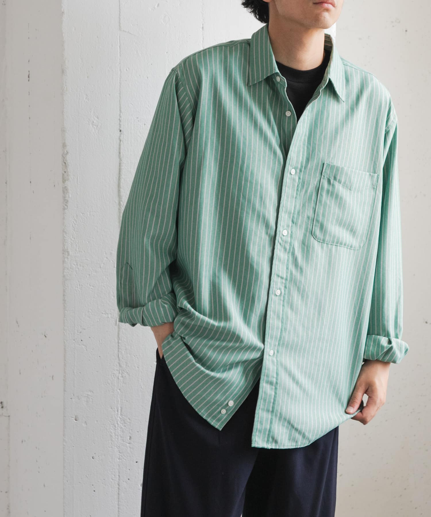 GREEN