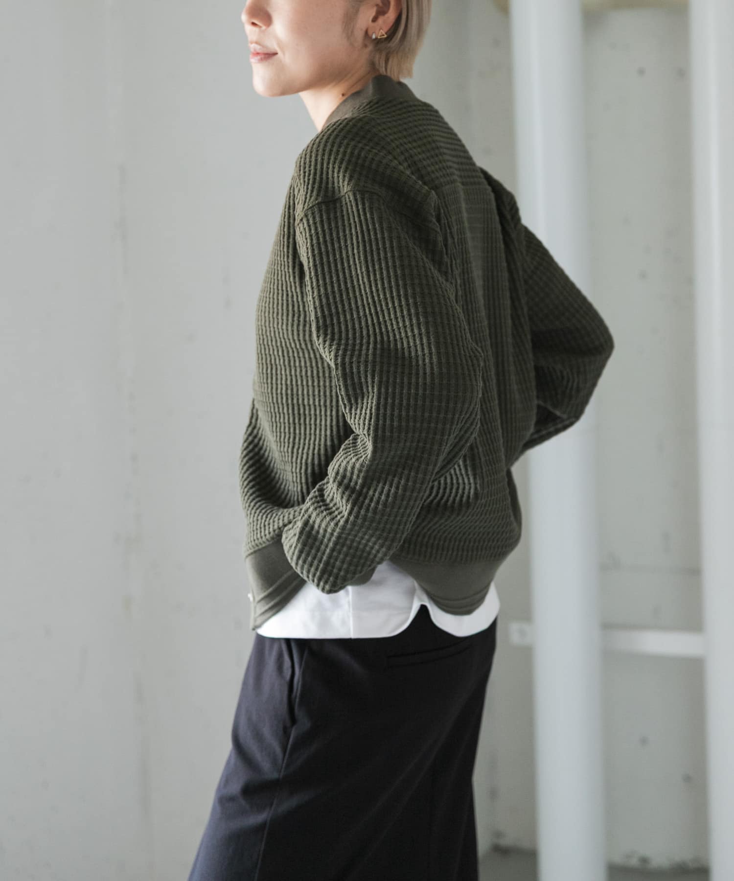 KHAKI