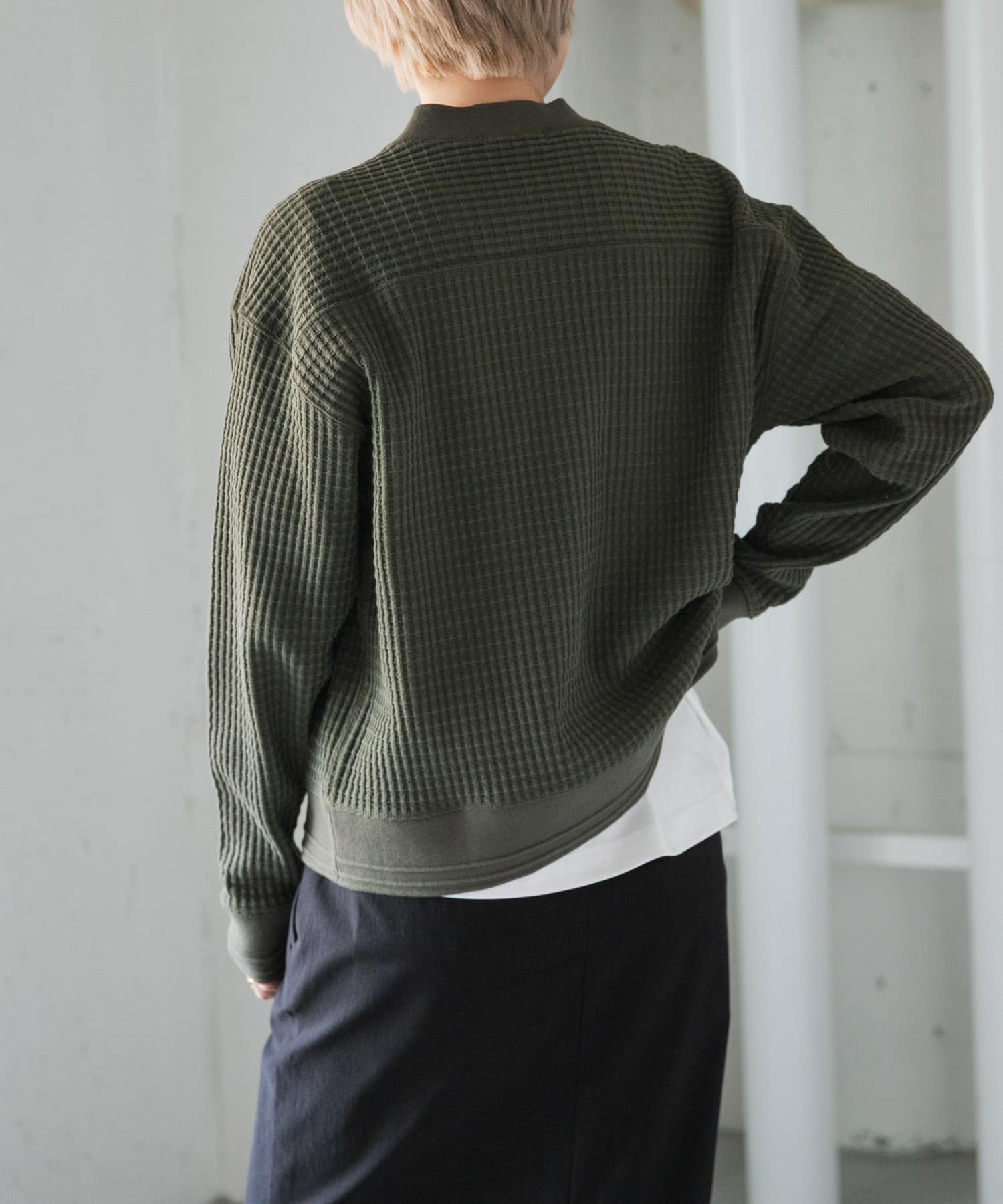 KHAKI