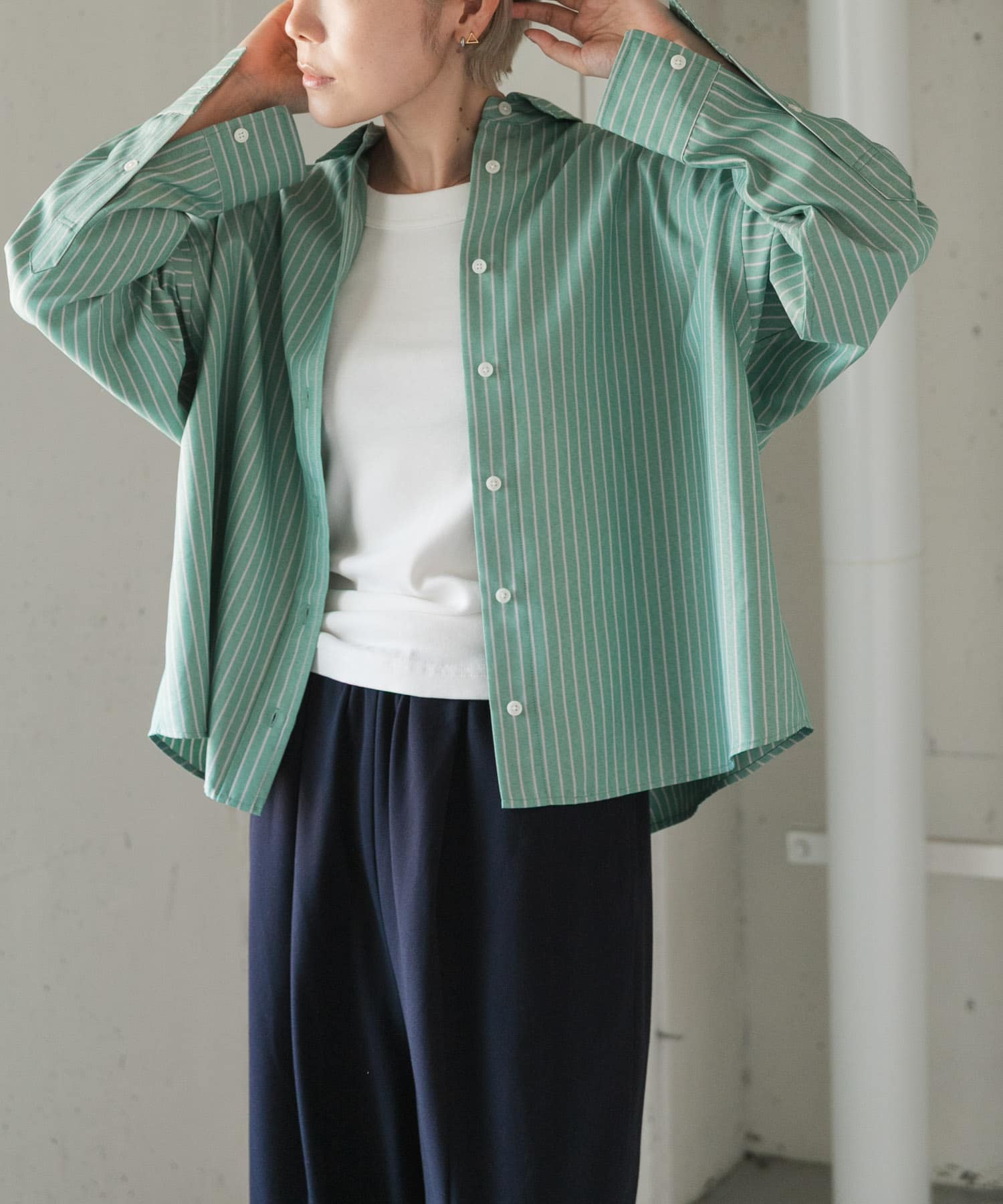 GREEN