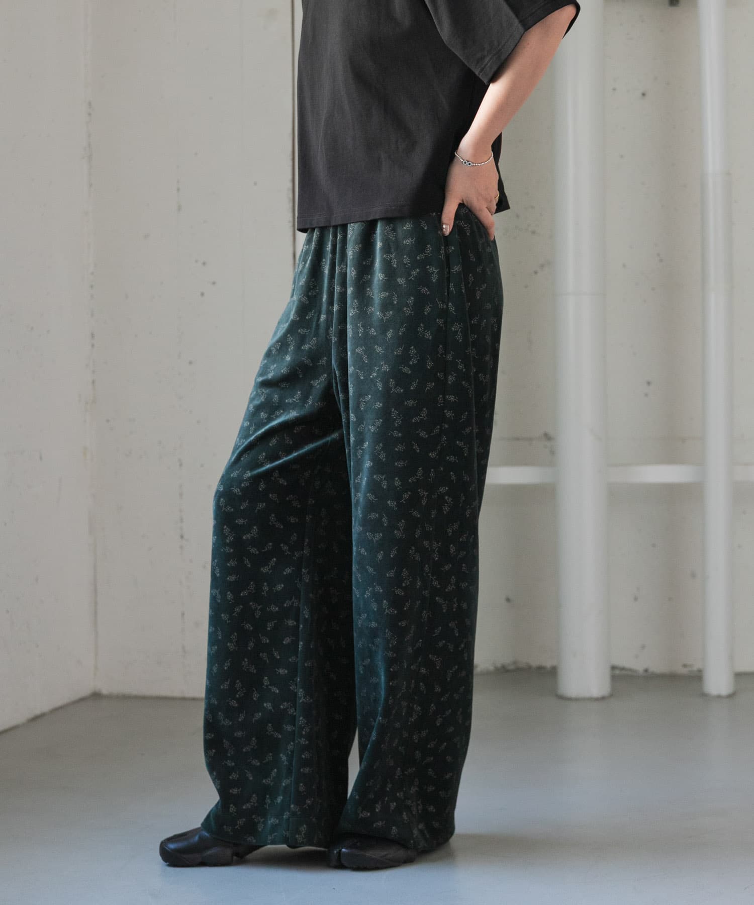 DARKGREEN