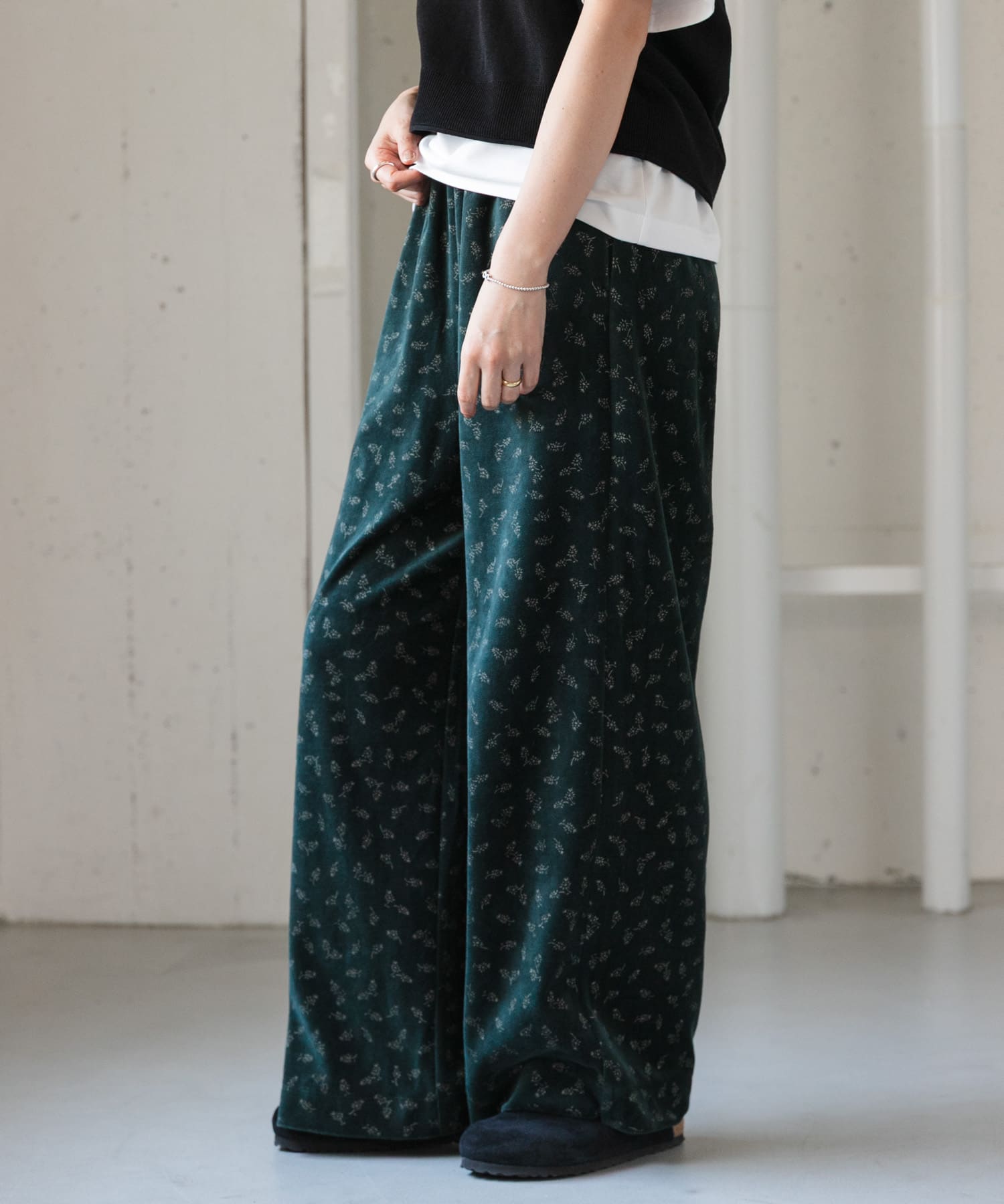 DARKGREEN