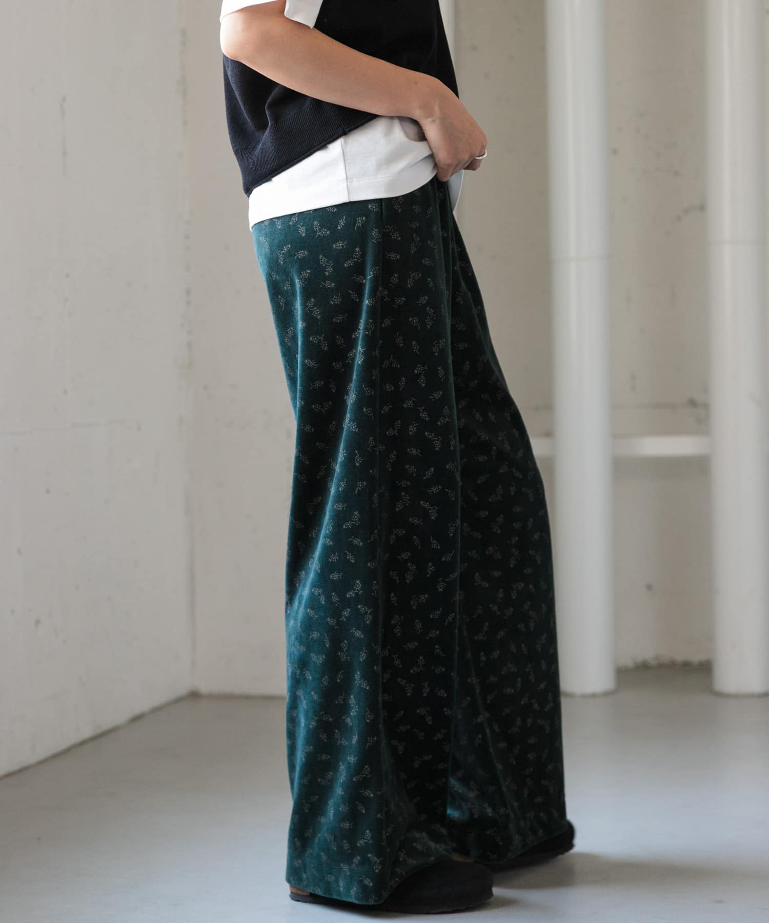 DARKGREEN