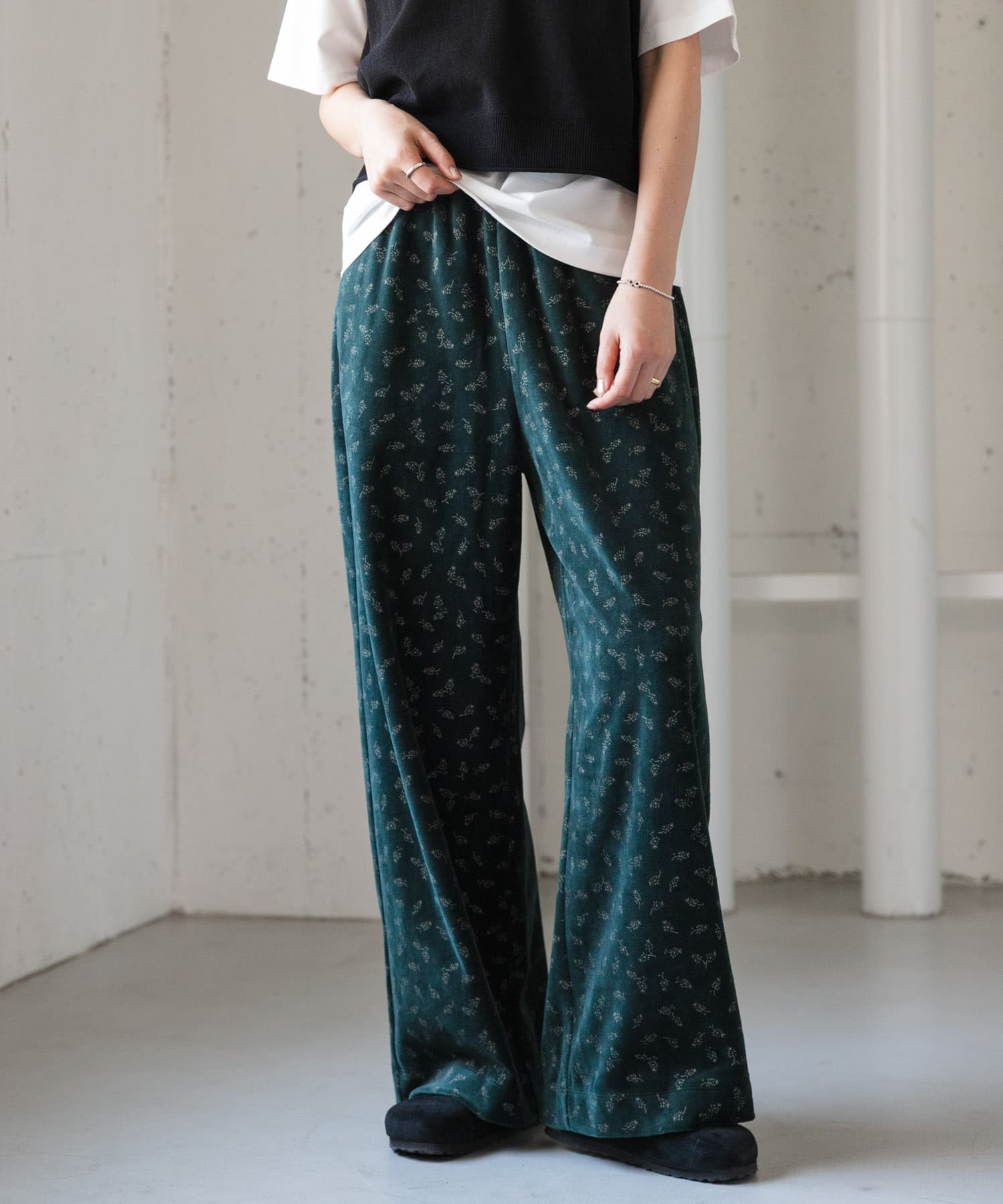 DARKGREEN