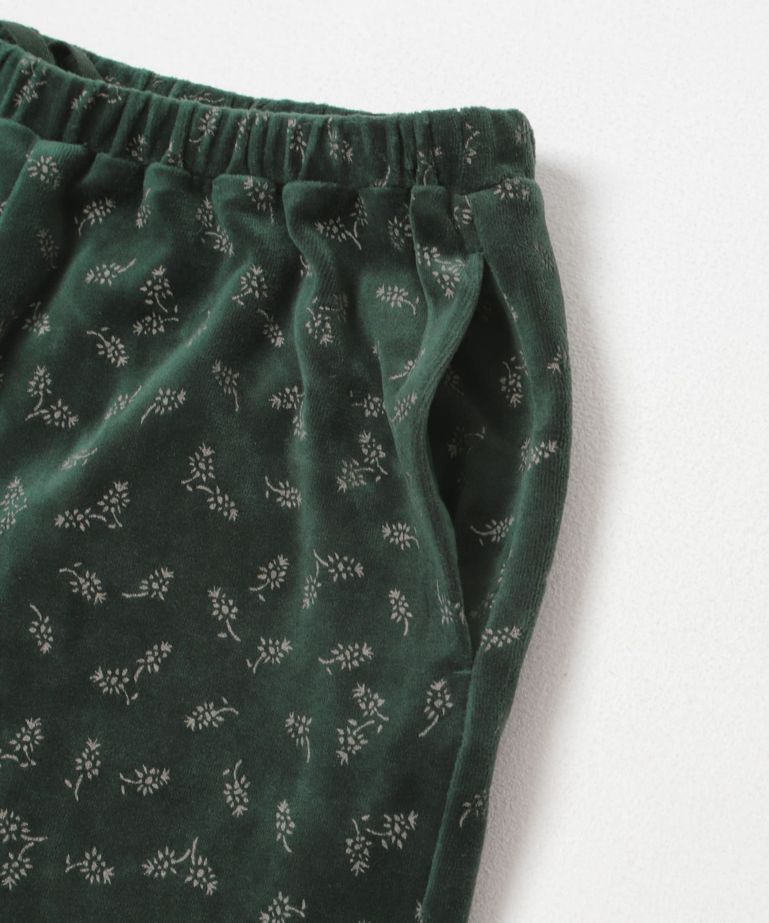 DARKGREEN