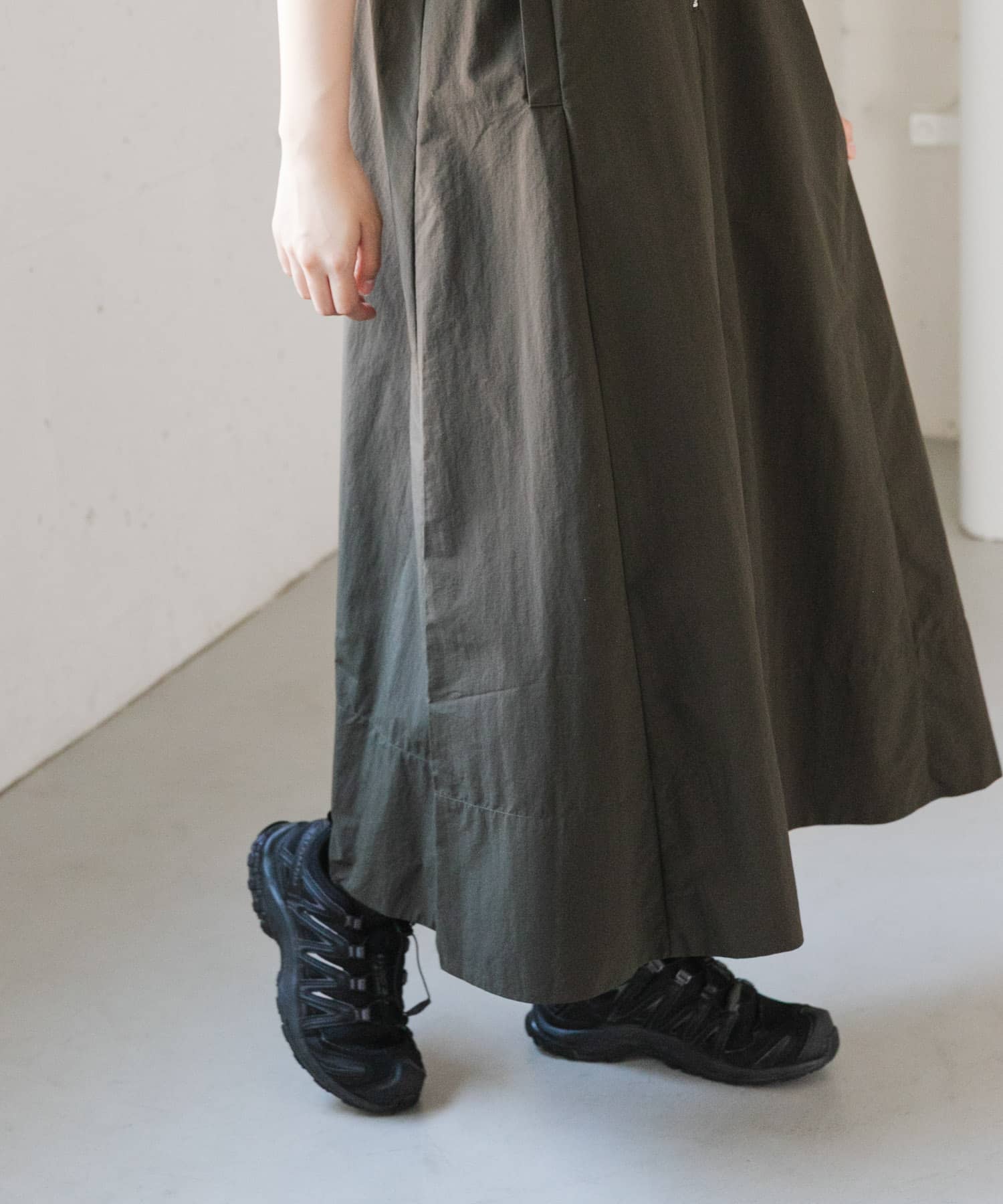 DARKGREEN