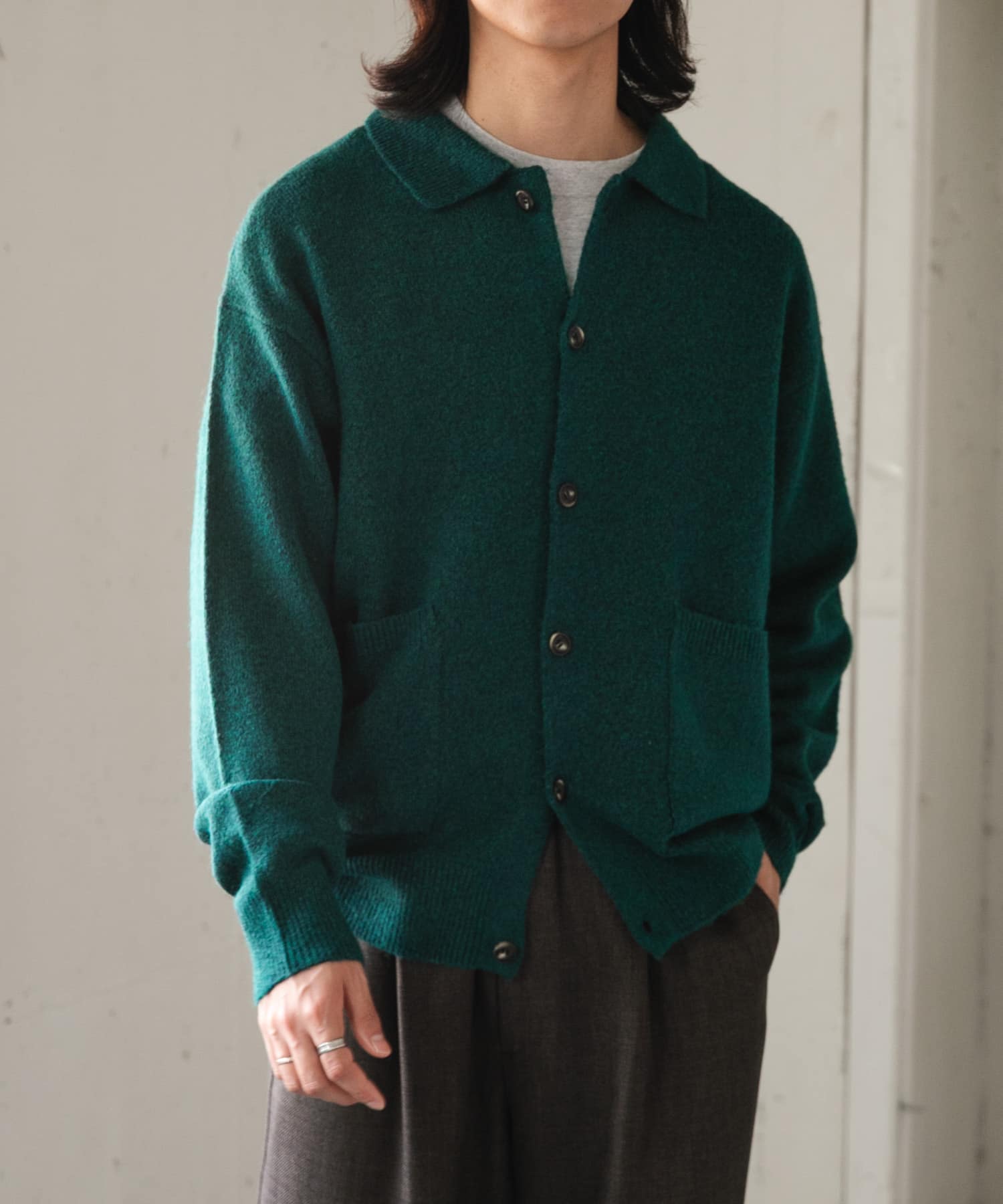 GREEN