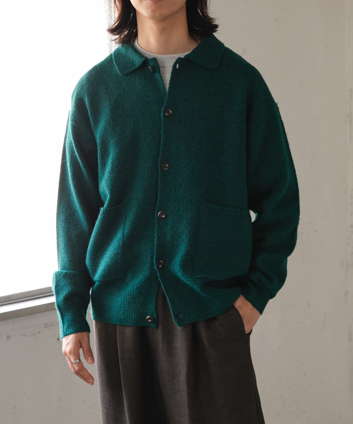 GREEN