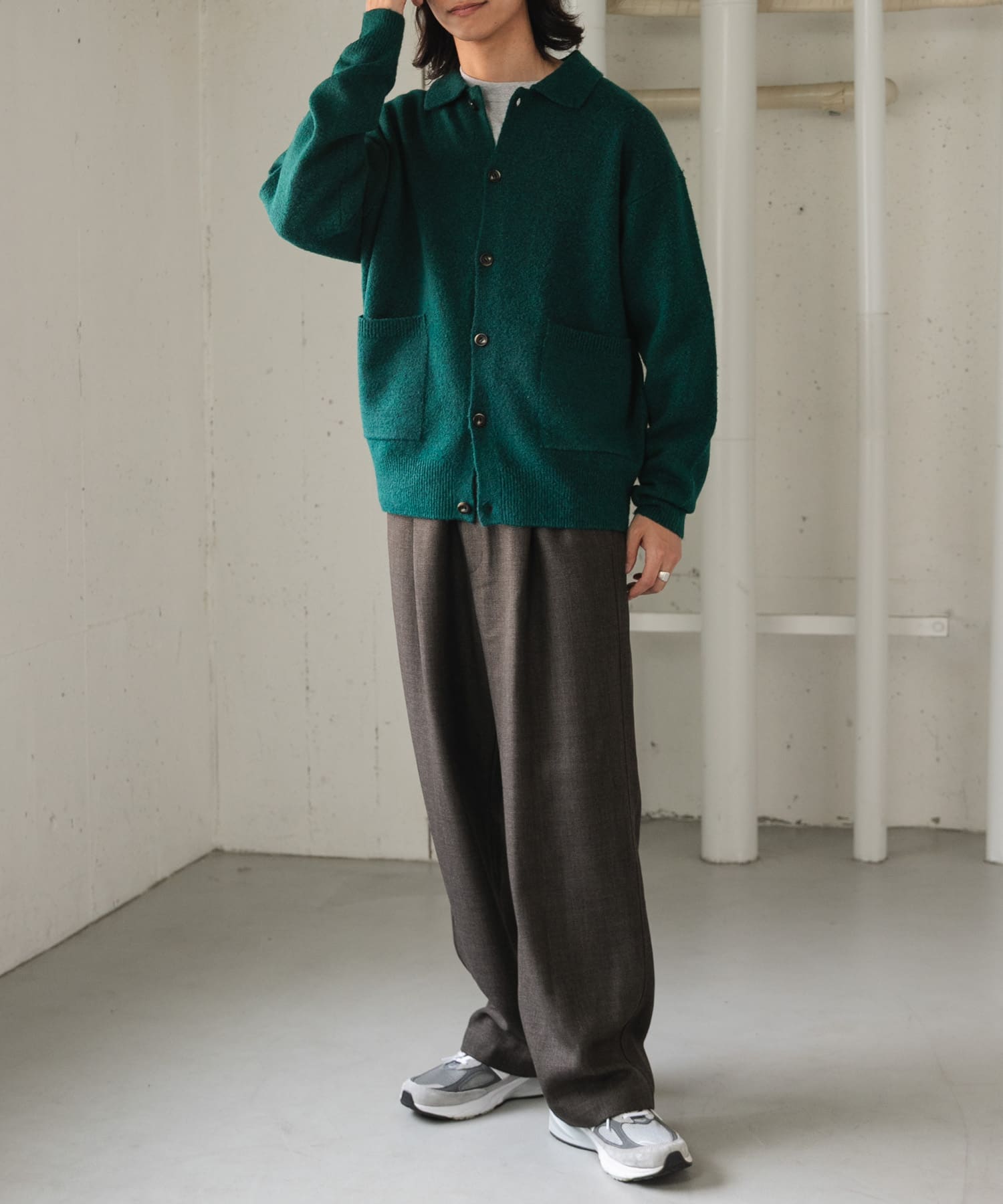 GREEN