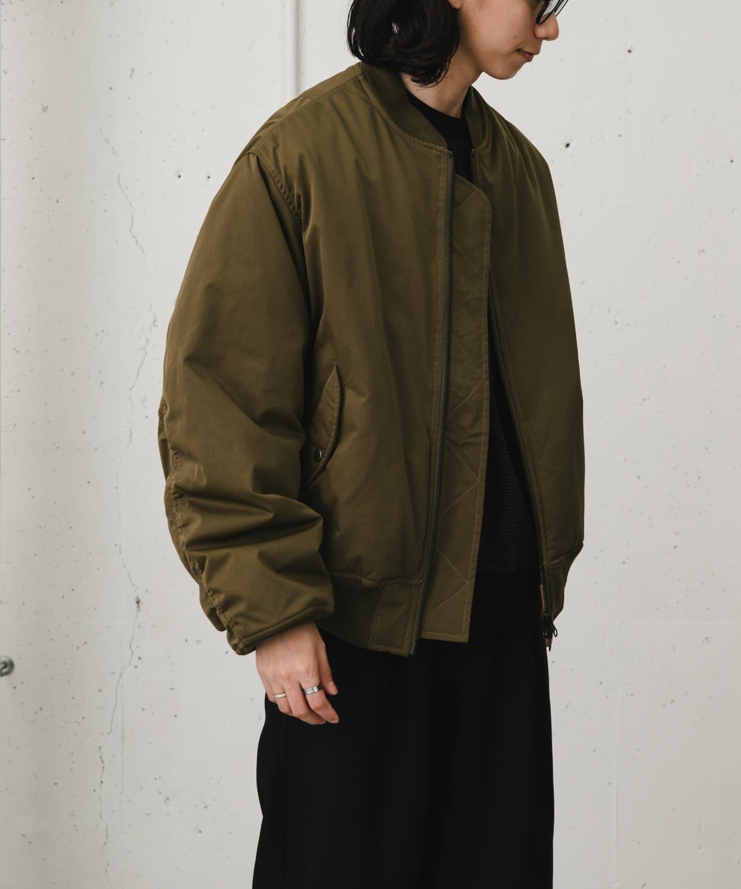 KHAKI