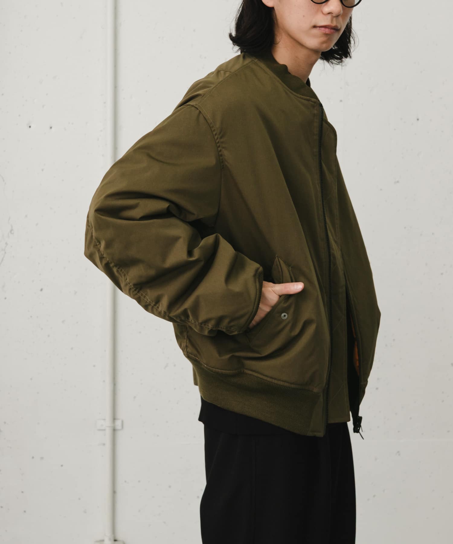 KHAKI